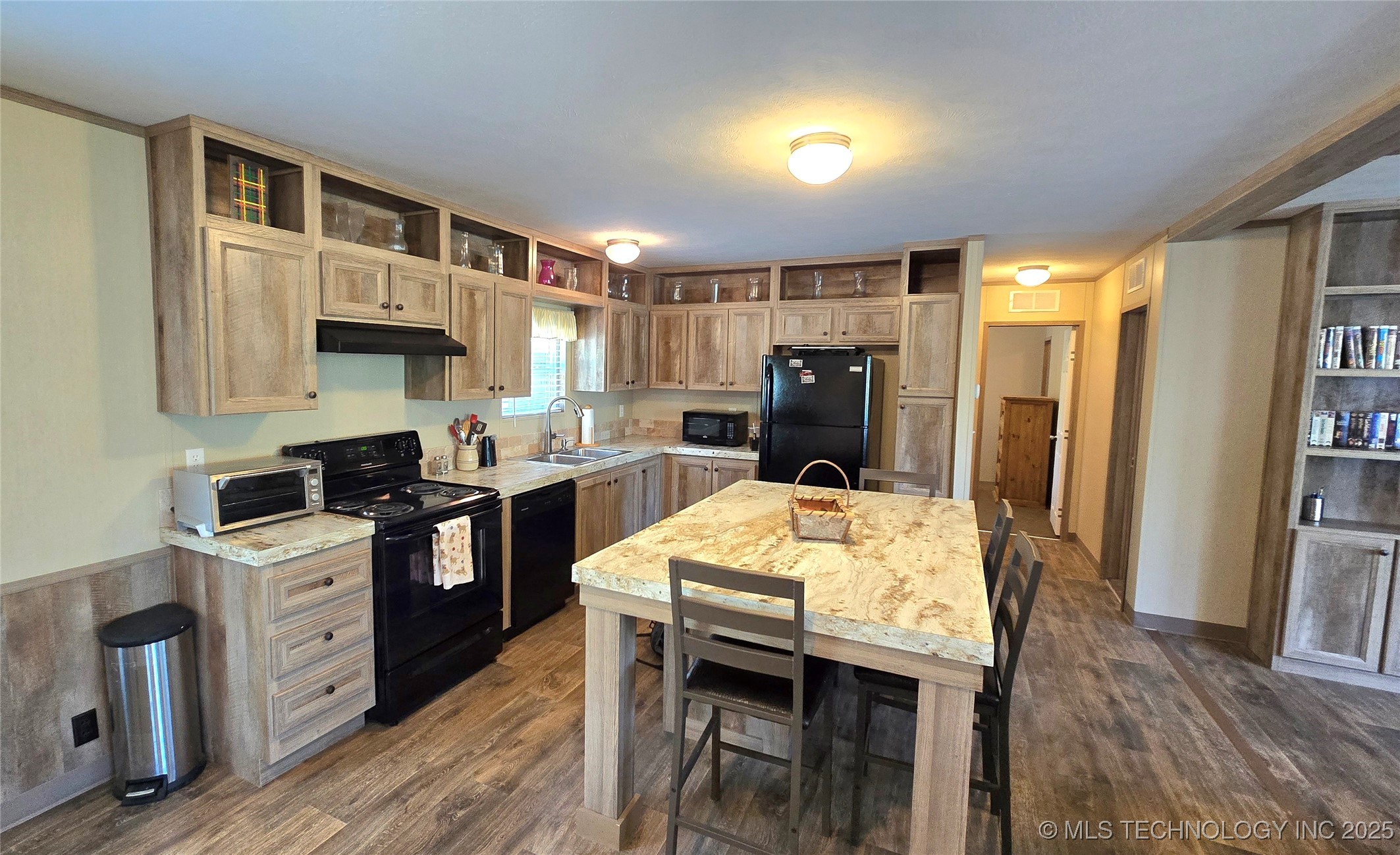 4918 Dozer Mountain Road Property Photo 8