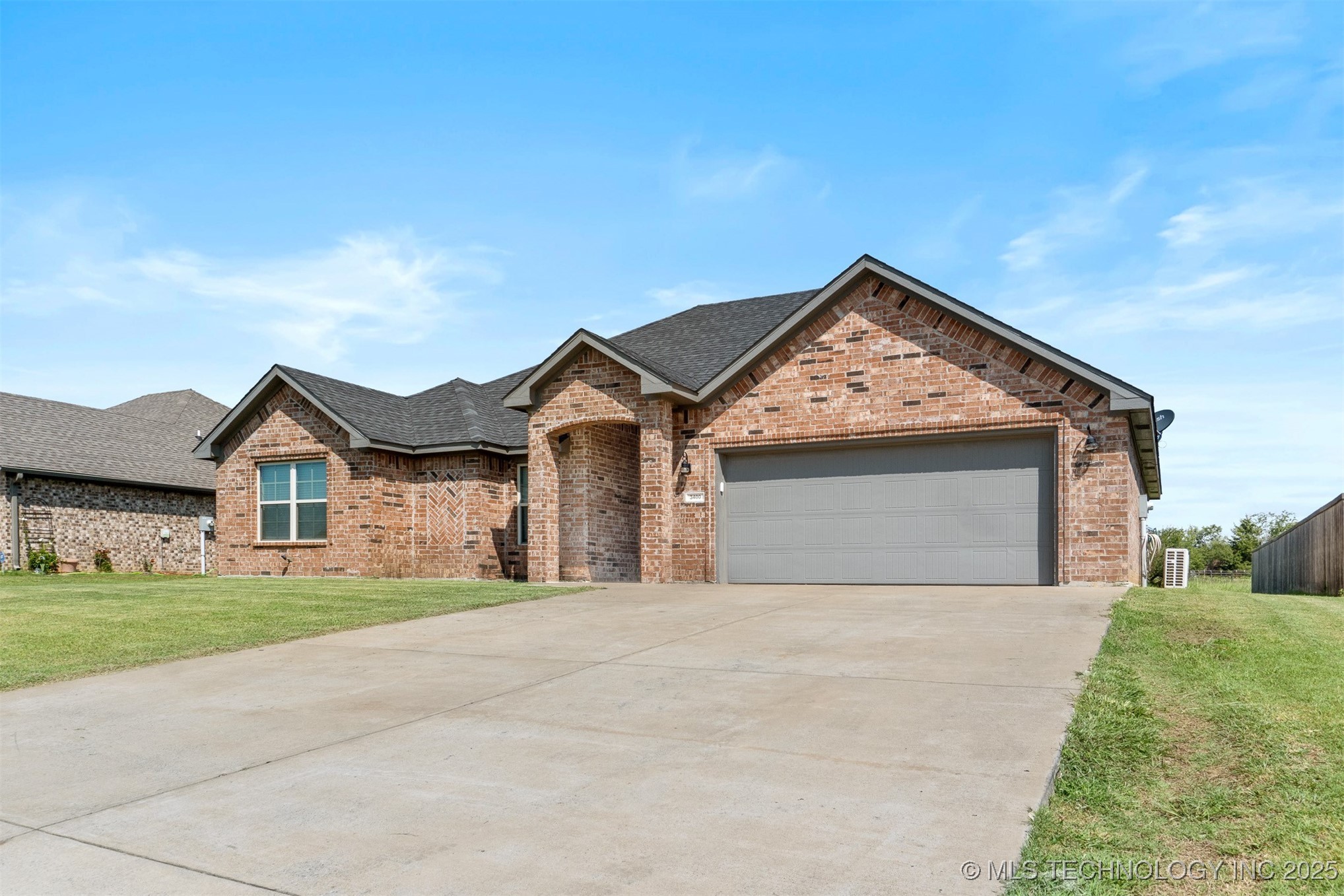 3400 Lazy Lane Property Photo 3