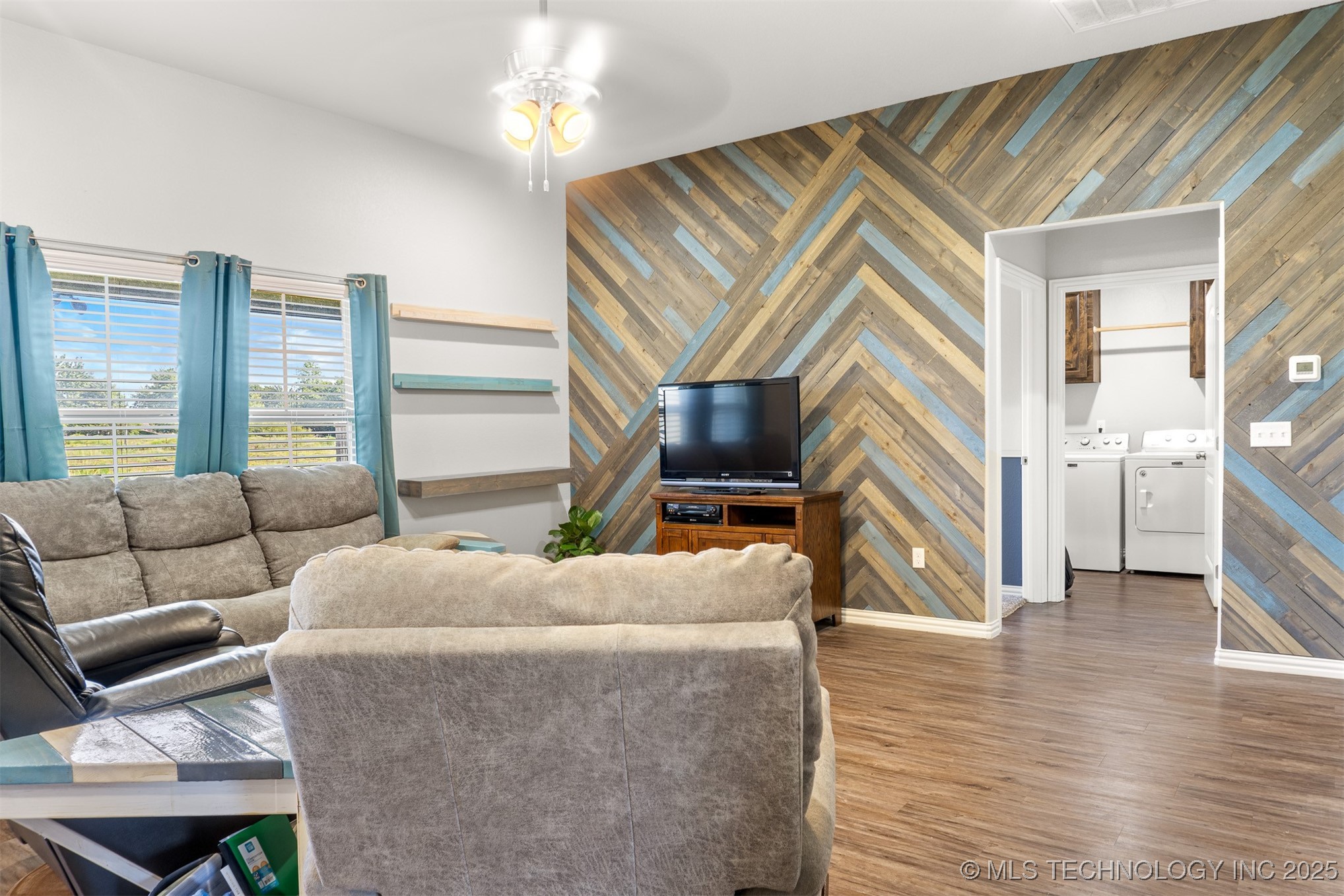 3400 Lazy Lane Property Photo 7