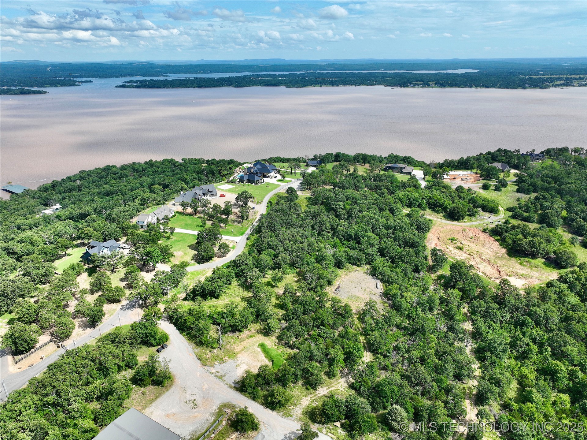 500 Stone Ridge Road Property Photo 1