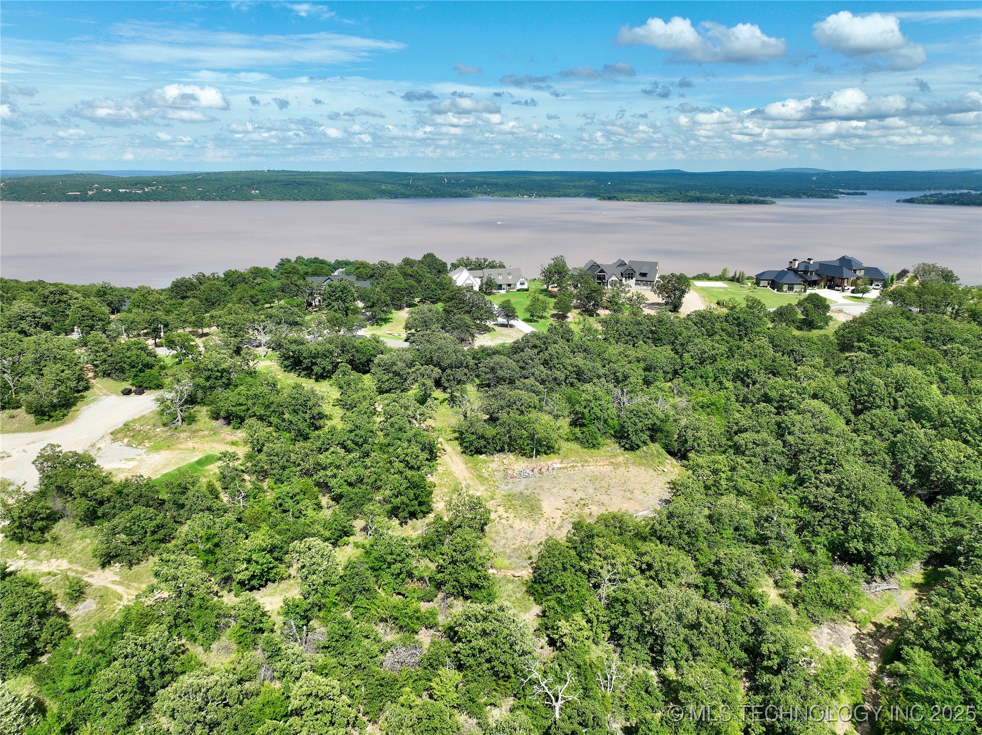 500 Stone Ridge Road Property Photo 8