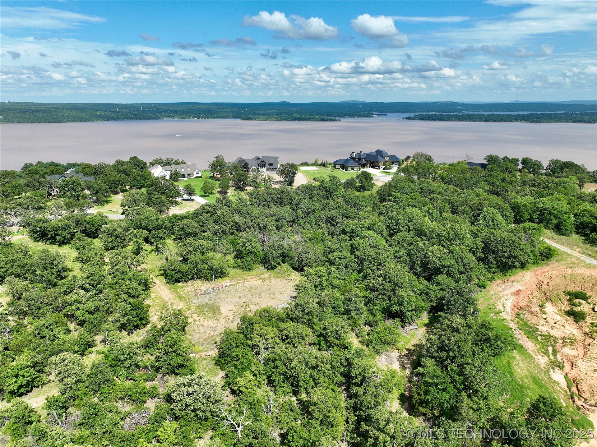 500 Stone Ridge Road Property Photo 9