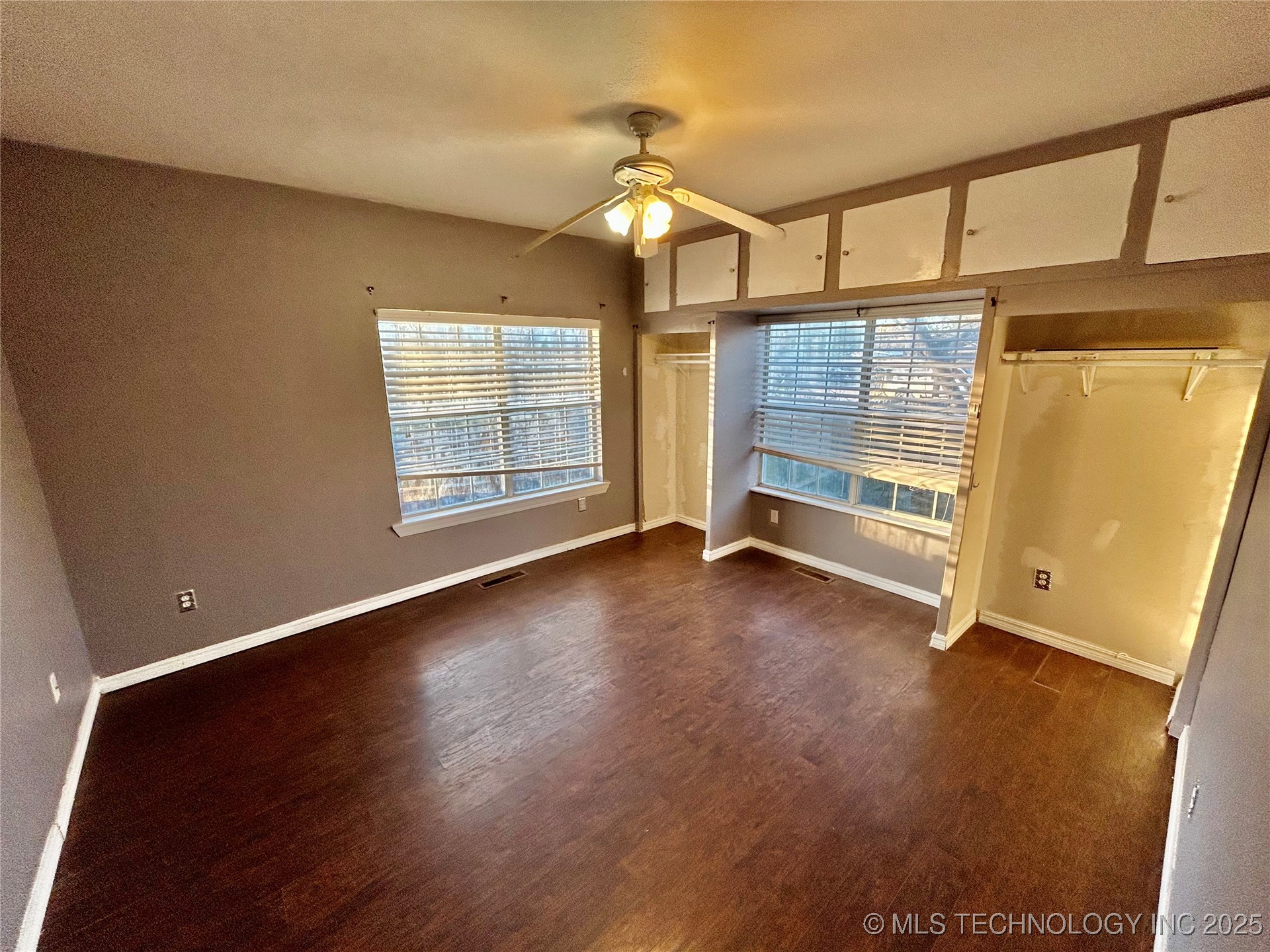 1210 N Wolfe Lane Property Photo 13