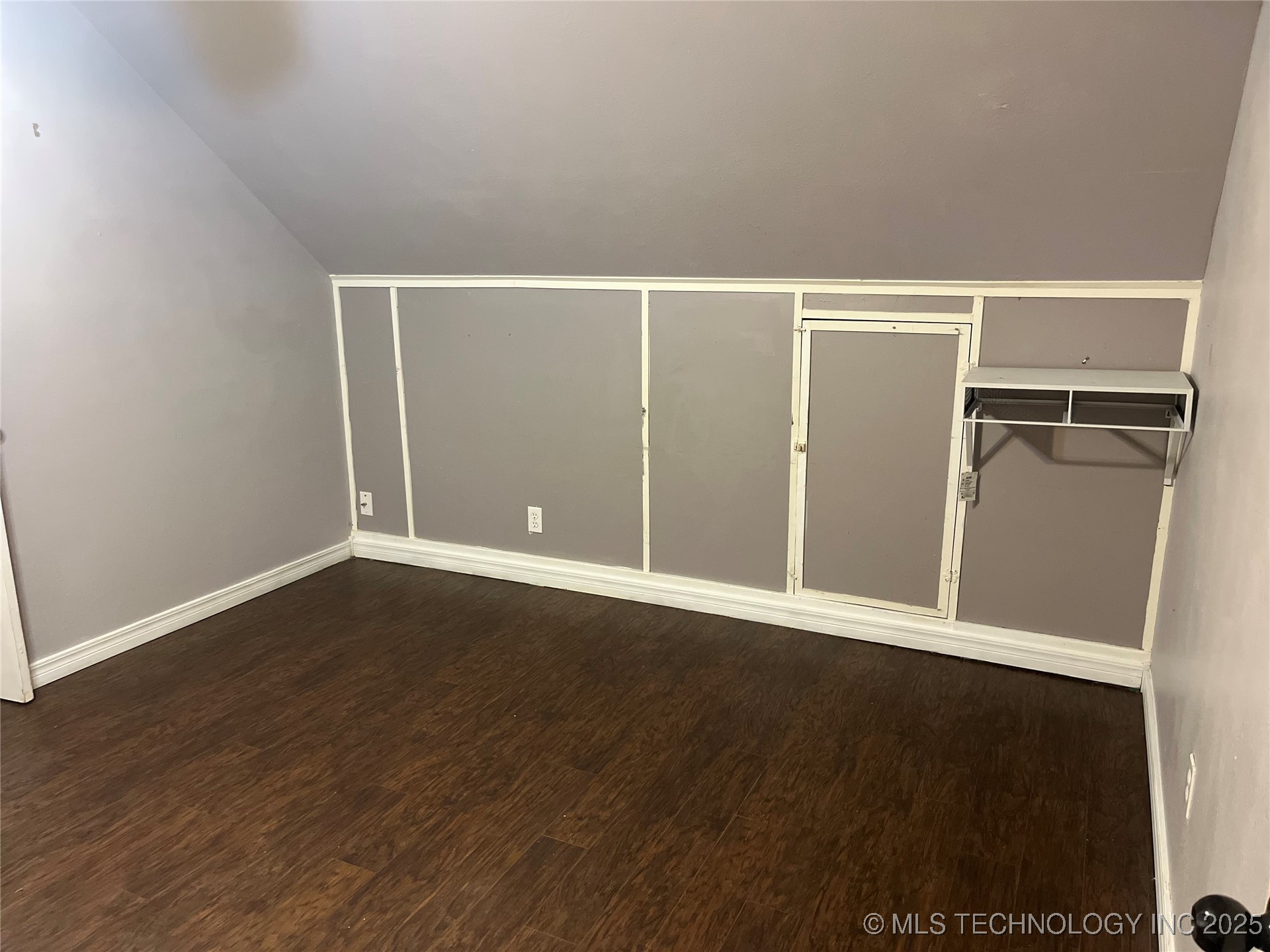 1210 N Wolfe Lane Property Photo 16