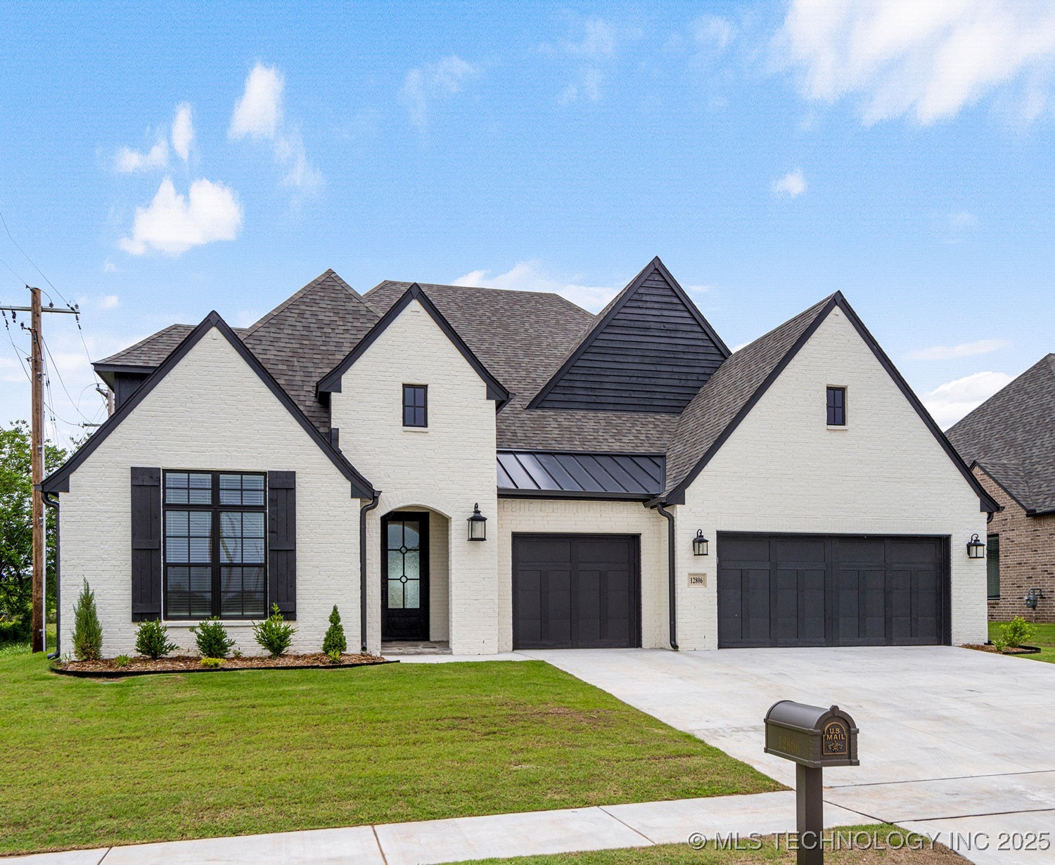 12806 S Irvington Avenue Property Photo 1