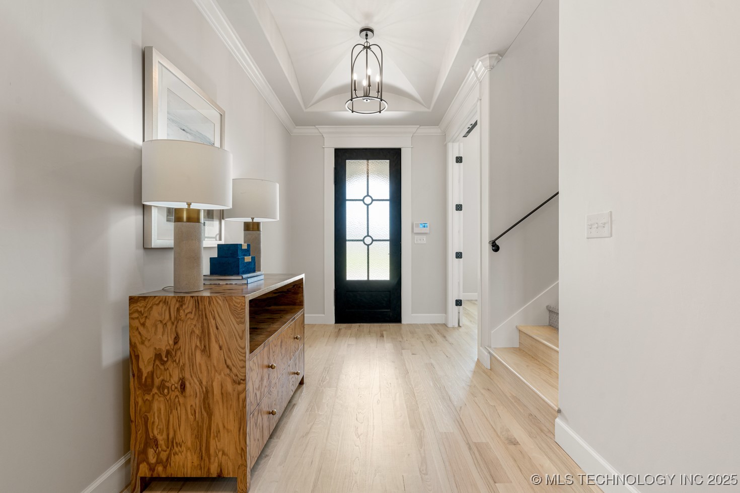 12806 S Irvington Avenue Property Photo 3