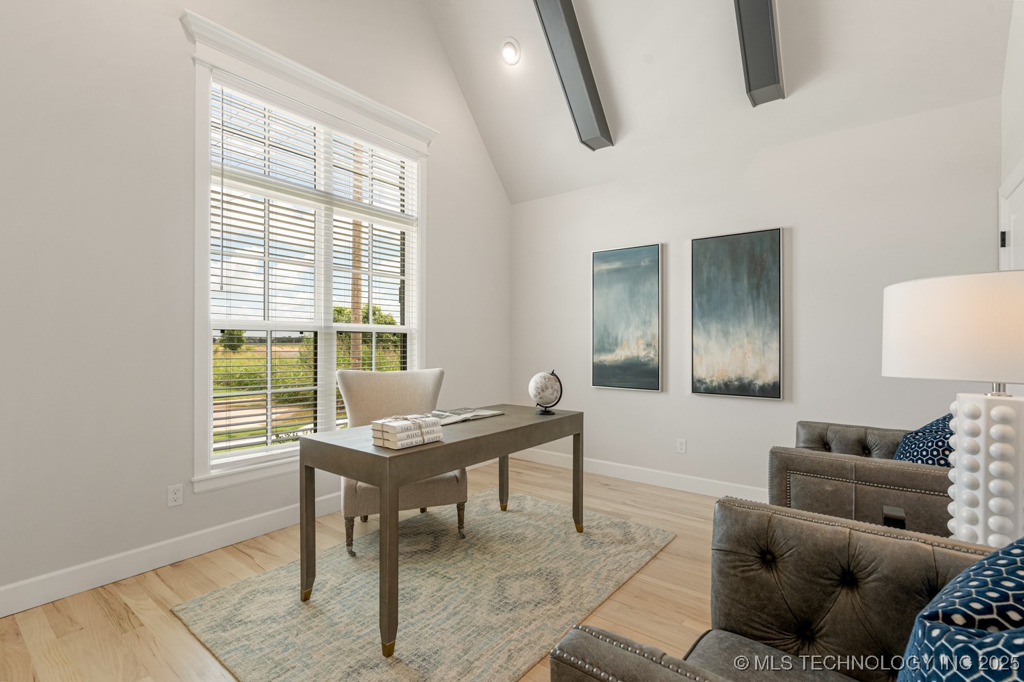 12806 S Irvington Avenue Property Photo 5