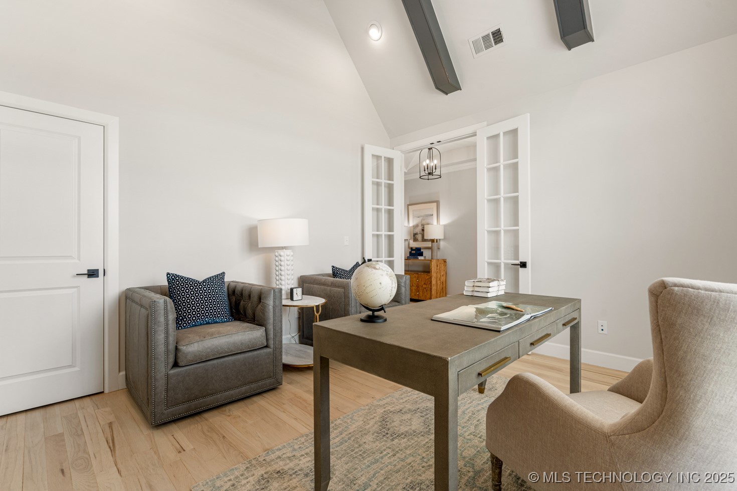 12806 S Irvington Avenue Property Photo 6