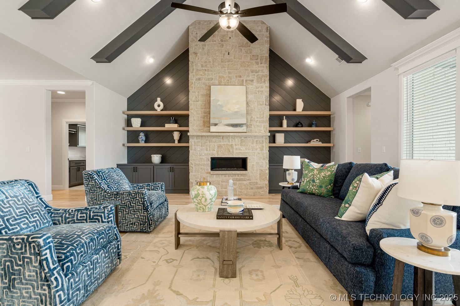 12806 S Irvington Avenue Property Photo 9