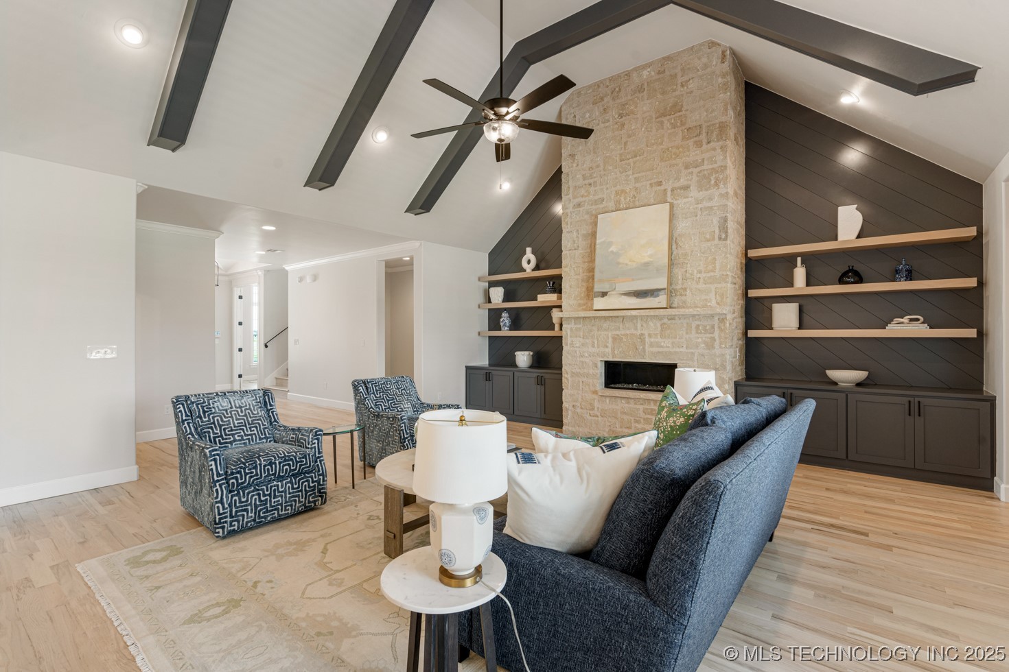 12806 S Irvington Avenue Property Photo 10