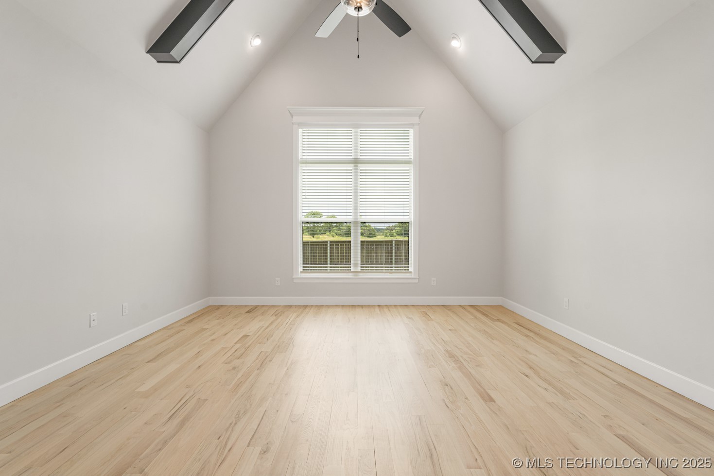 12806 S Irvington Avenue Property Photo 22