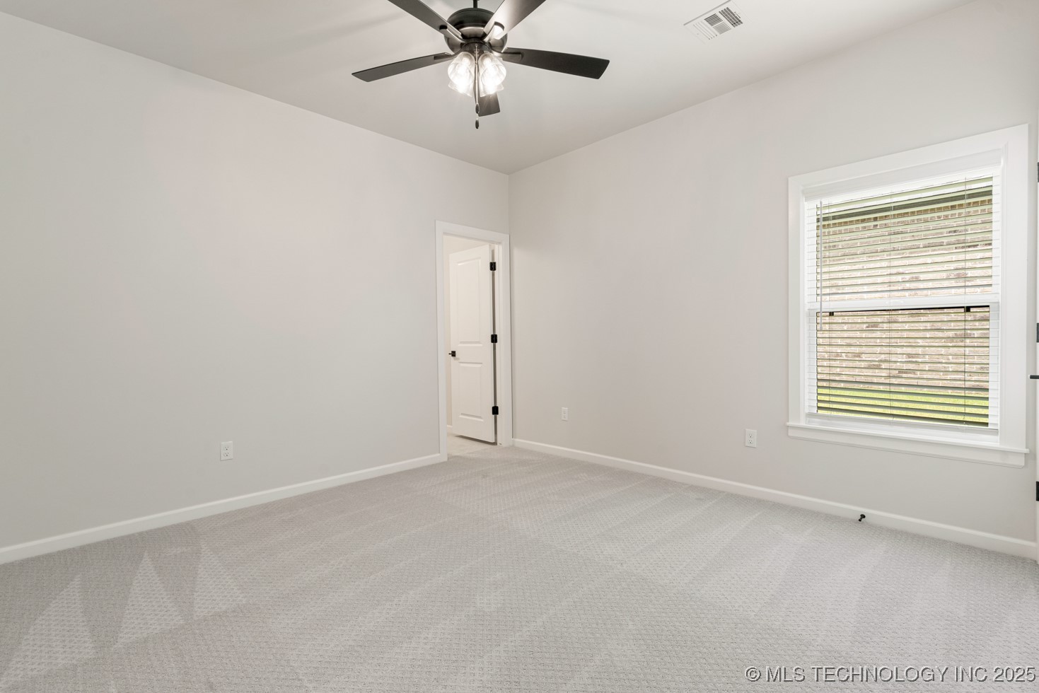 12806 S Irvington Avenue Property Photo 25