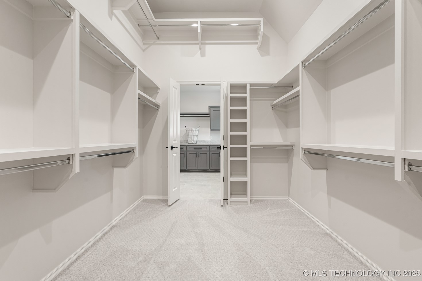 12806 S Irvington Avenue Property Photo 33