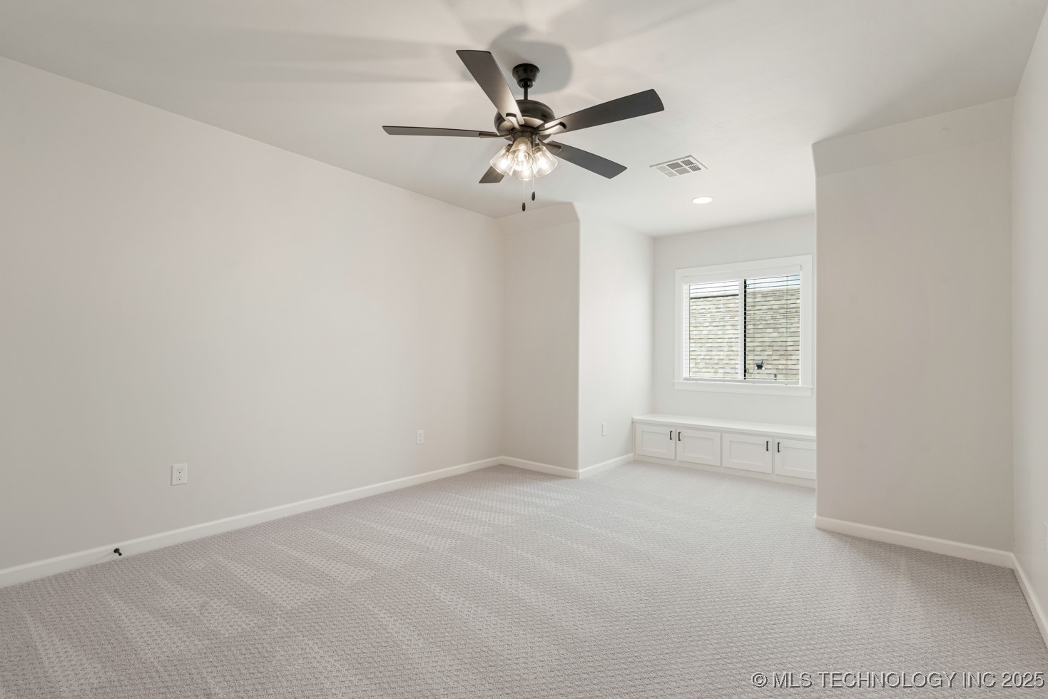 12806 S Irvington Avenue Property Photo 40