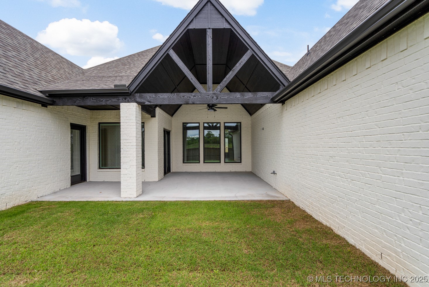 12806 S Irvington Avenue Property Photo 45