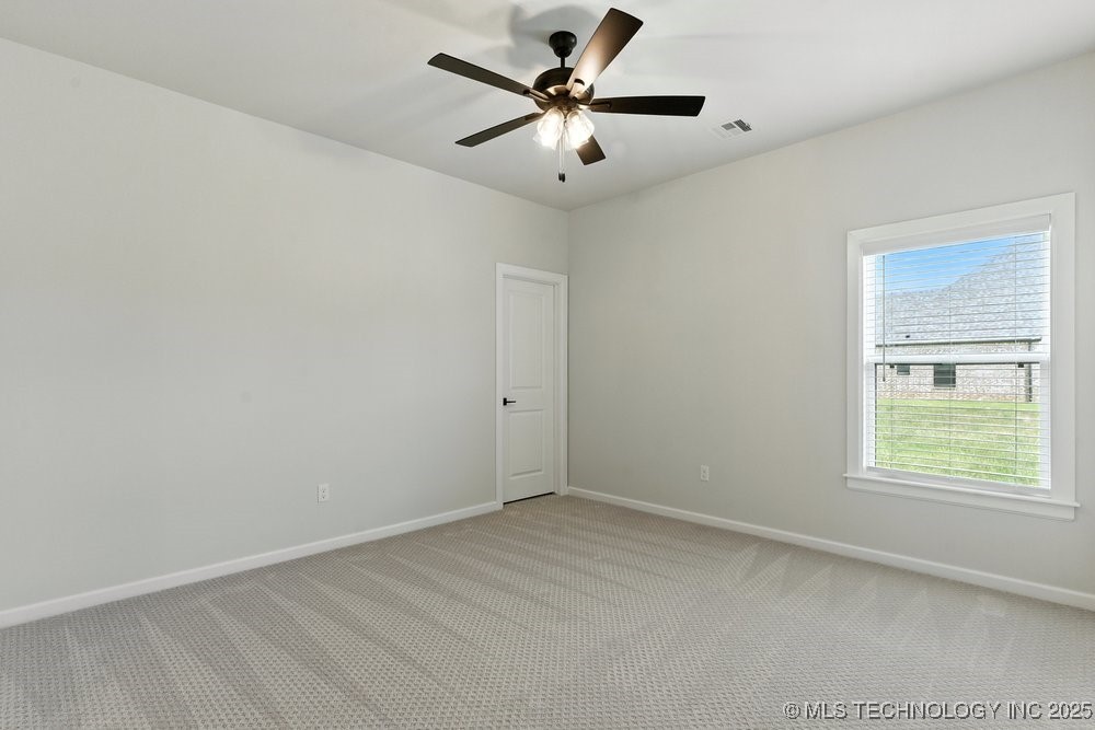 12714 S Irvington Avenue Property Photo 8