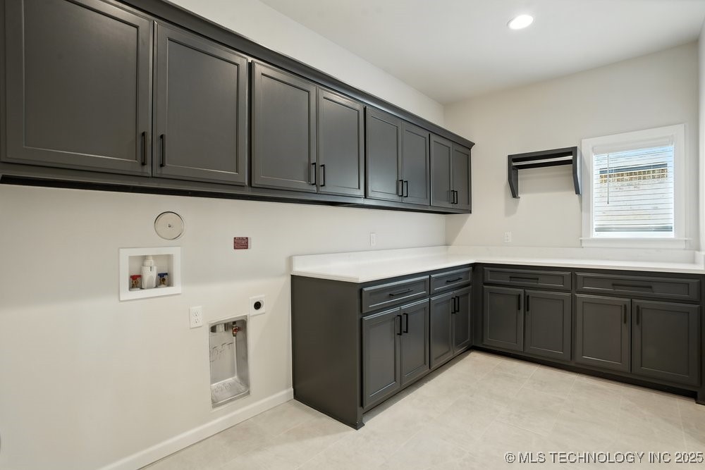 12714 S Irvington Avenue Property Photo 42