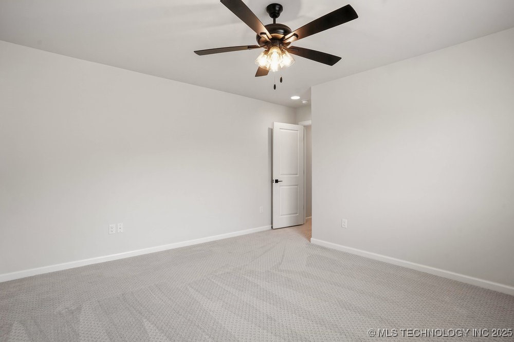 12714 S Irvington Avenue Property Photo 51