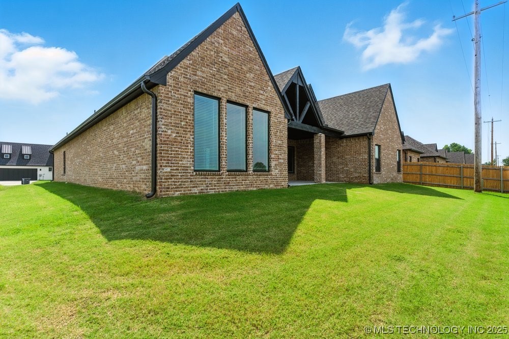 12714 S Irvington Avenue Property Photo 53