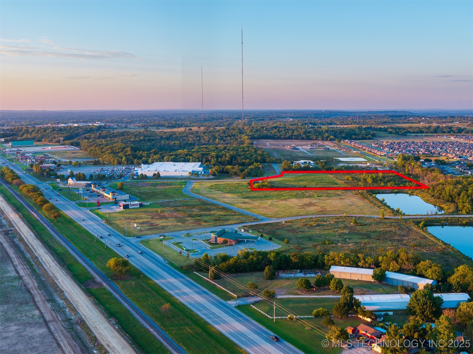 05 S 272nd East Avenue Property Photo 5