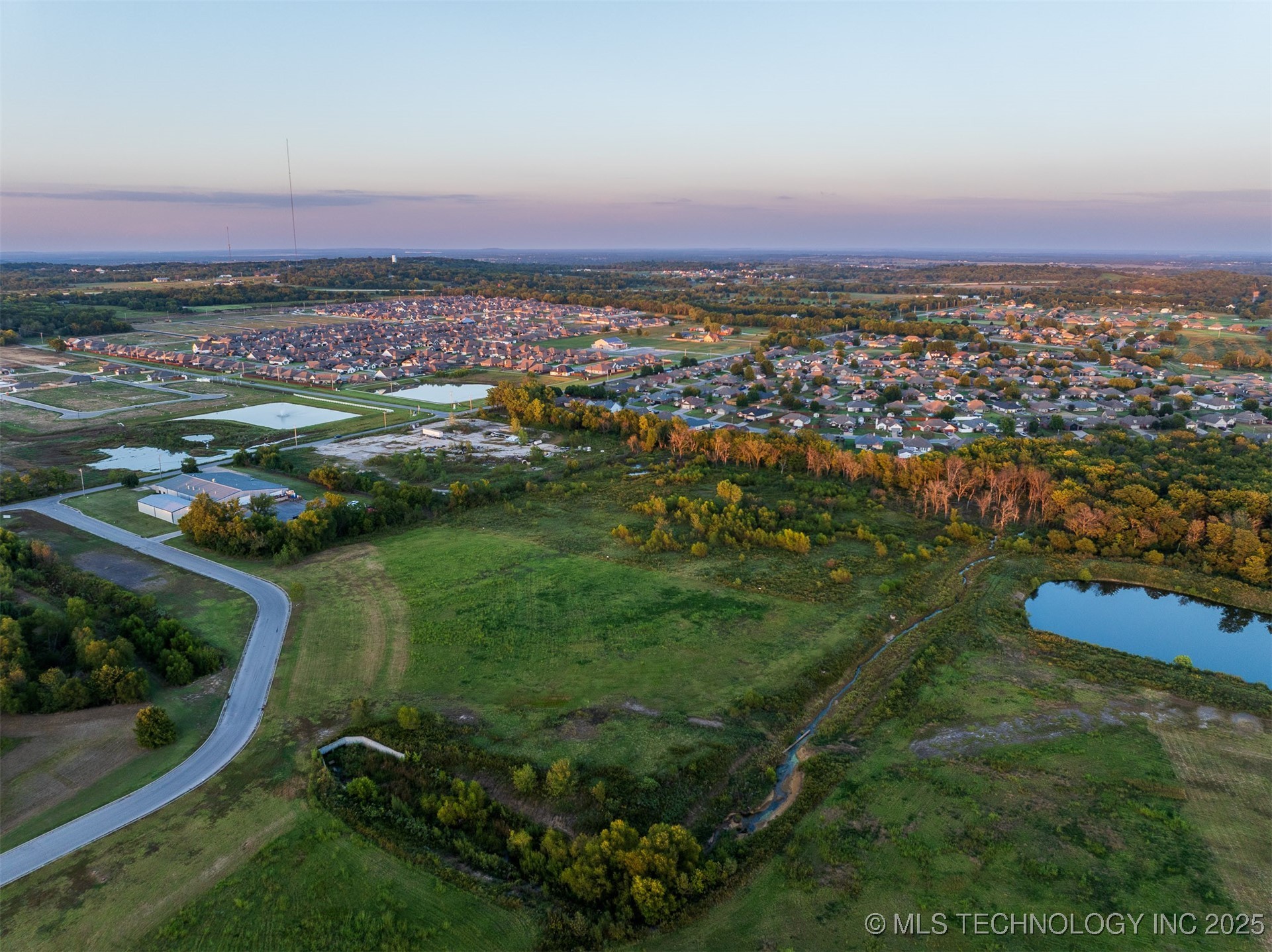 05 S 272nd East Avenue Property Photo 6