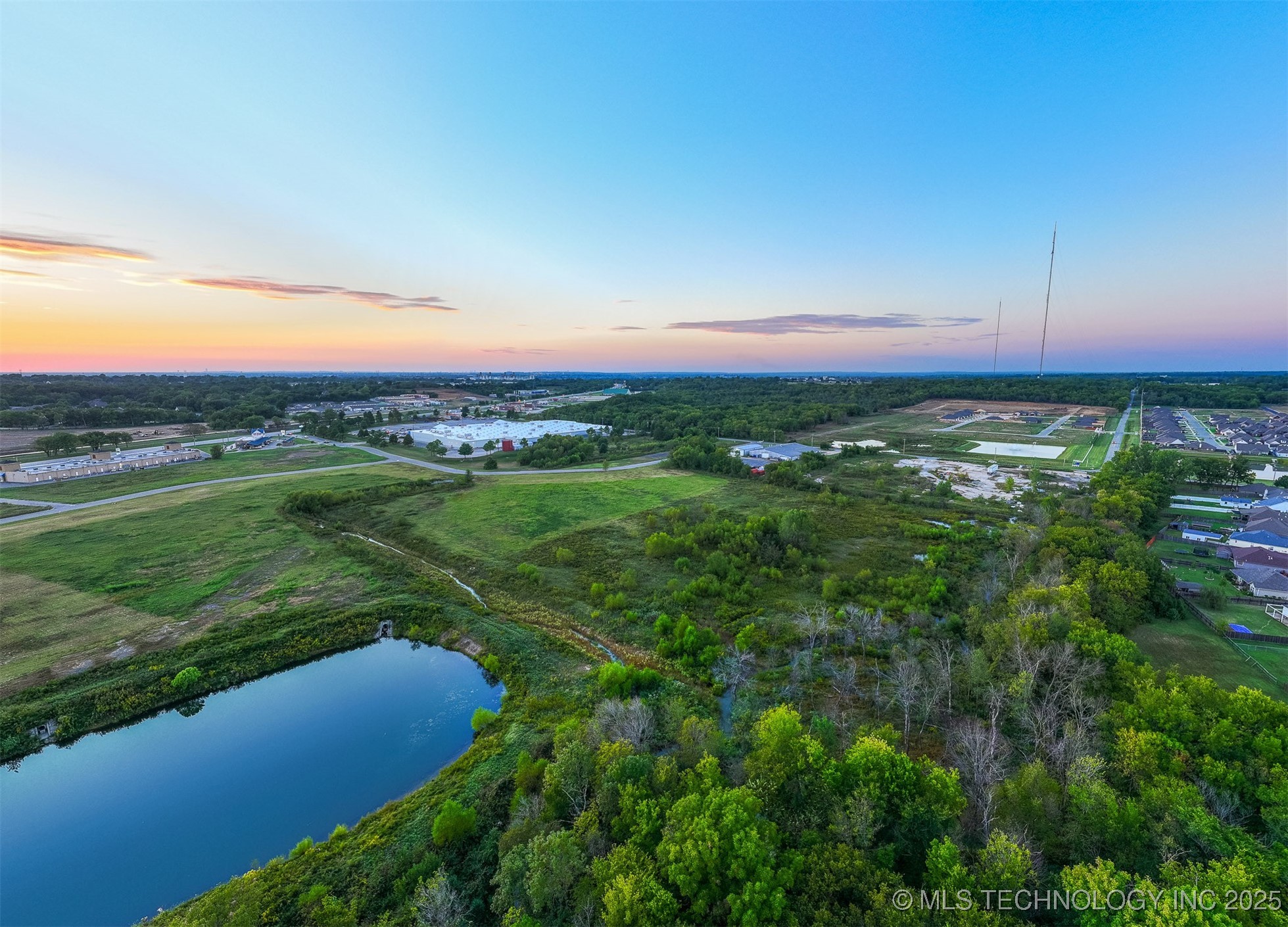 05 S 272nd East Avenue Property Photo 15