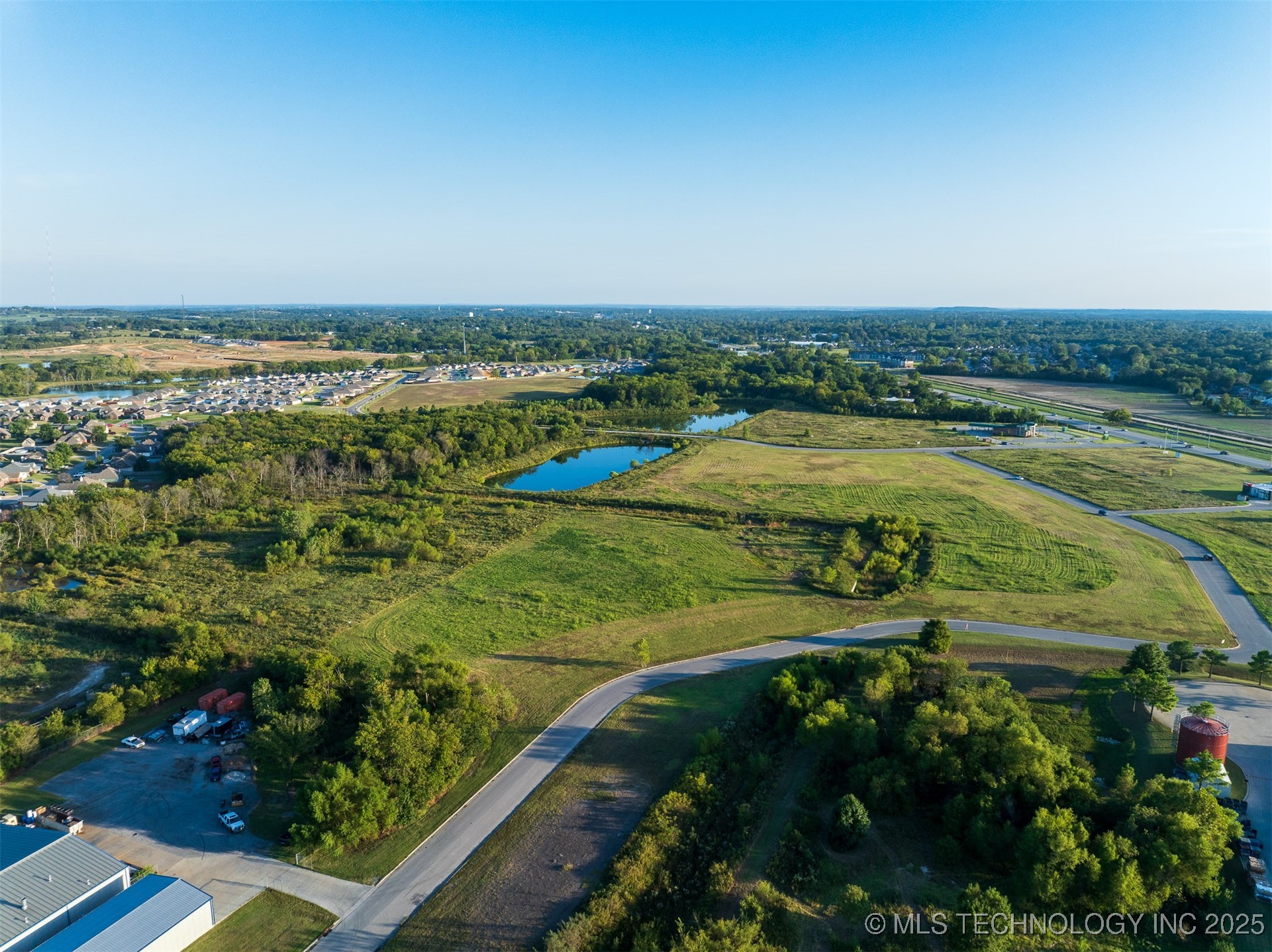 05 S 272nd East Avenue Property Photo 17