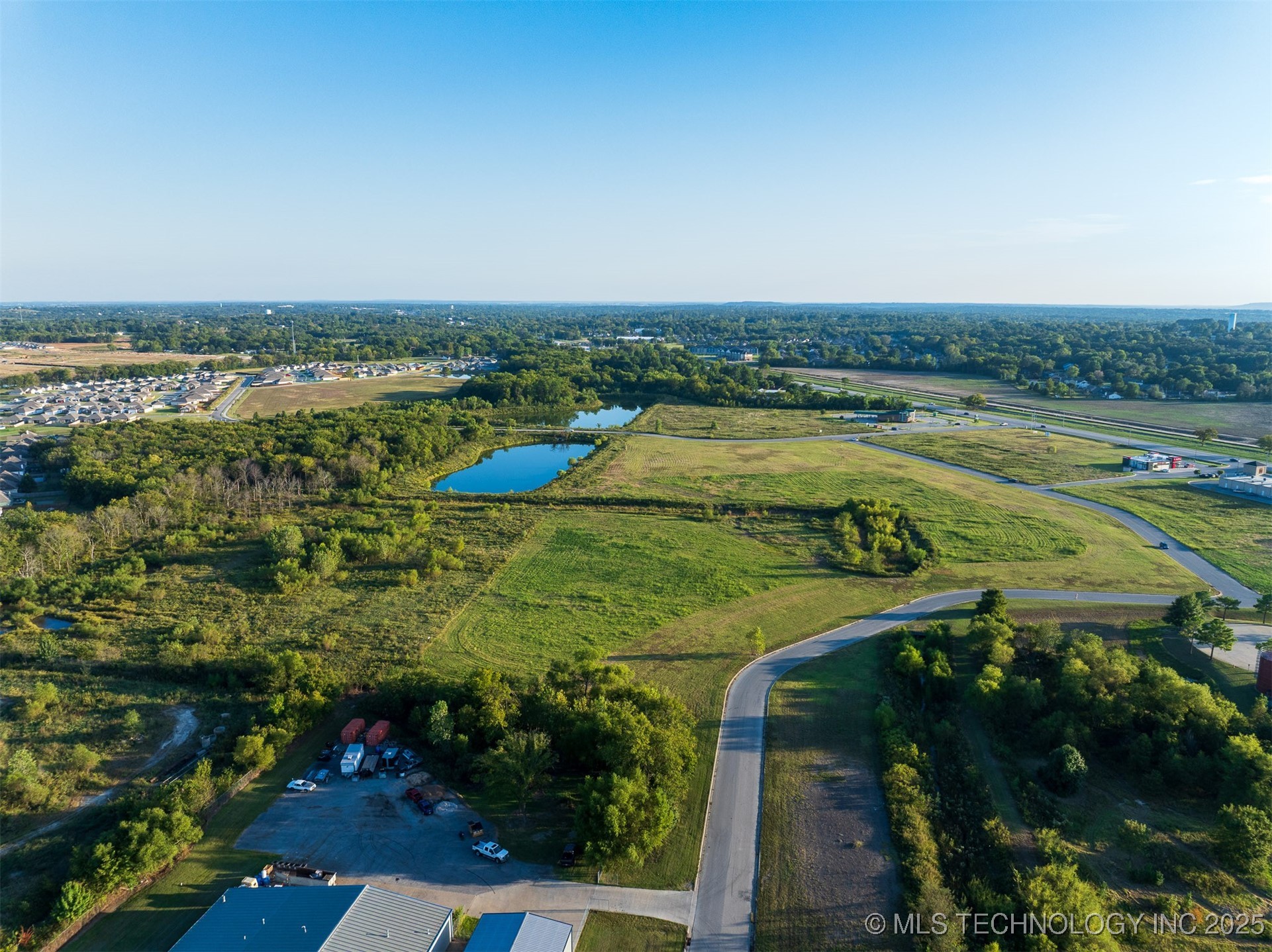 05 S 272nd East Avenue Property Photo 18