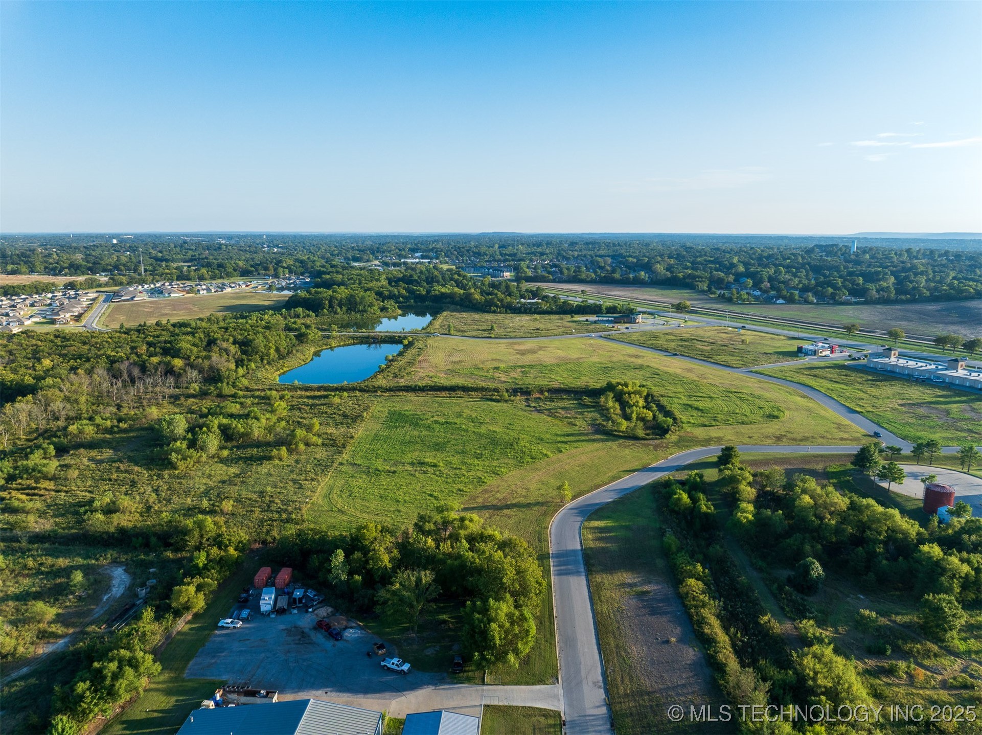 05 S 272nd East Avenue Property Photo 19