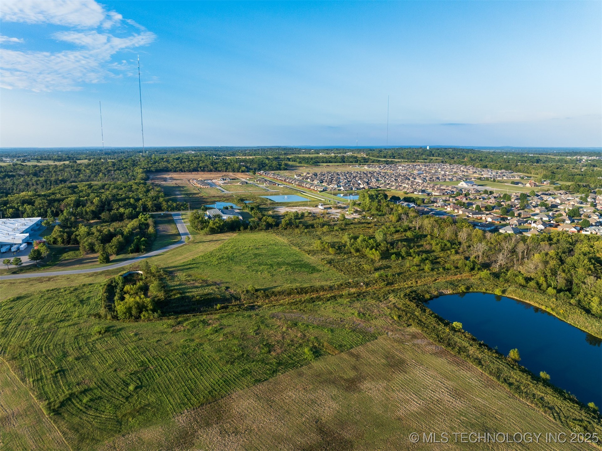 05 S 272nd East Avenue Property Photo 25