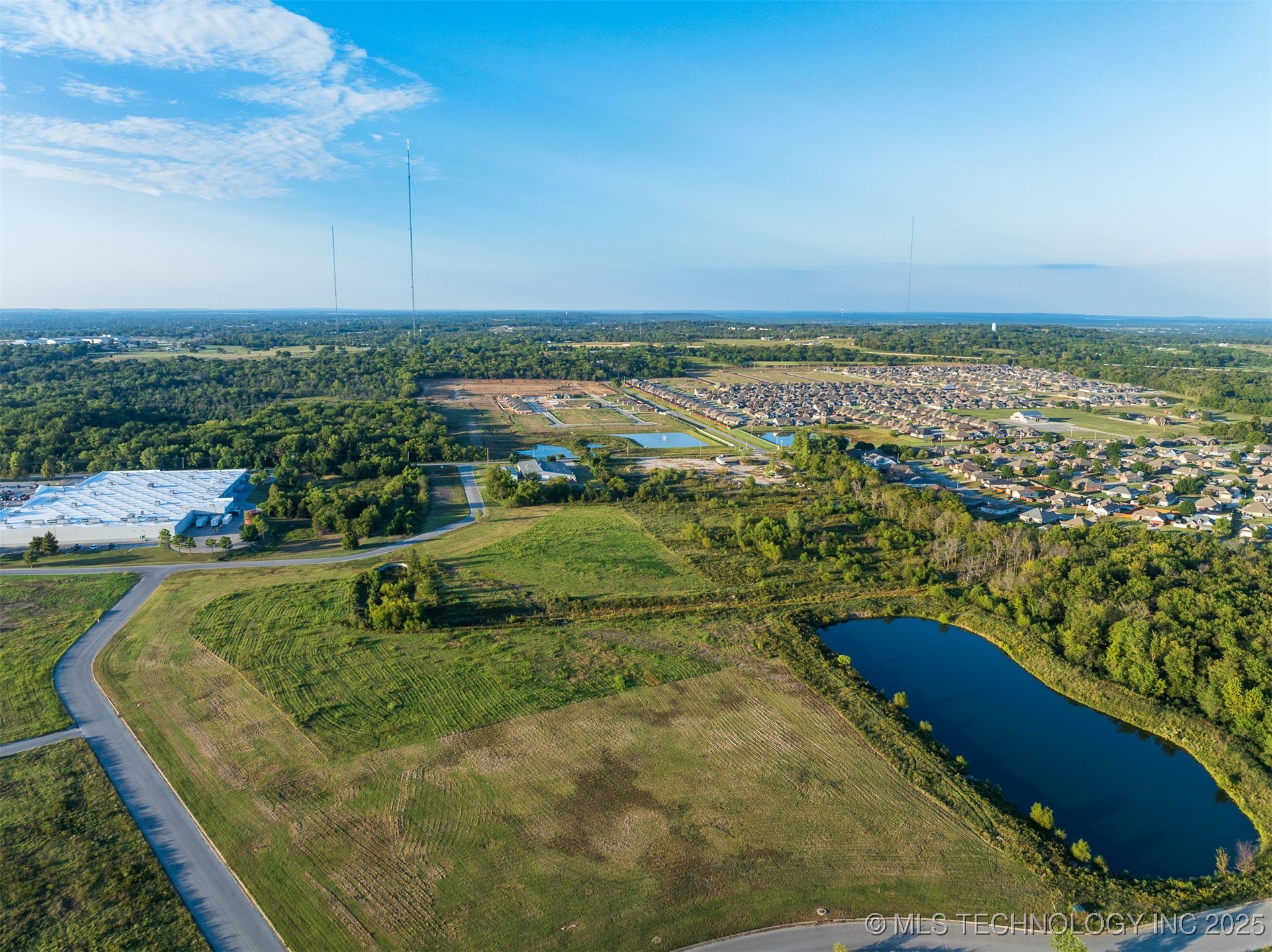 05 S 272nd East Avenue Property Photo 31