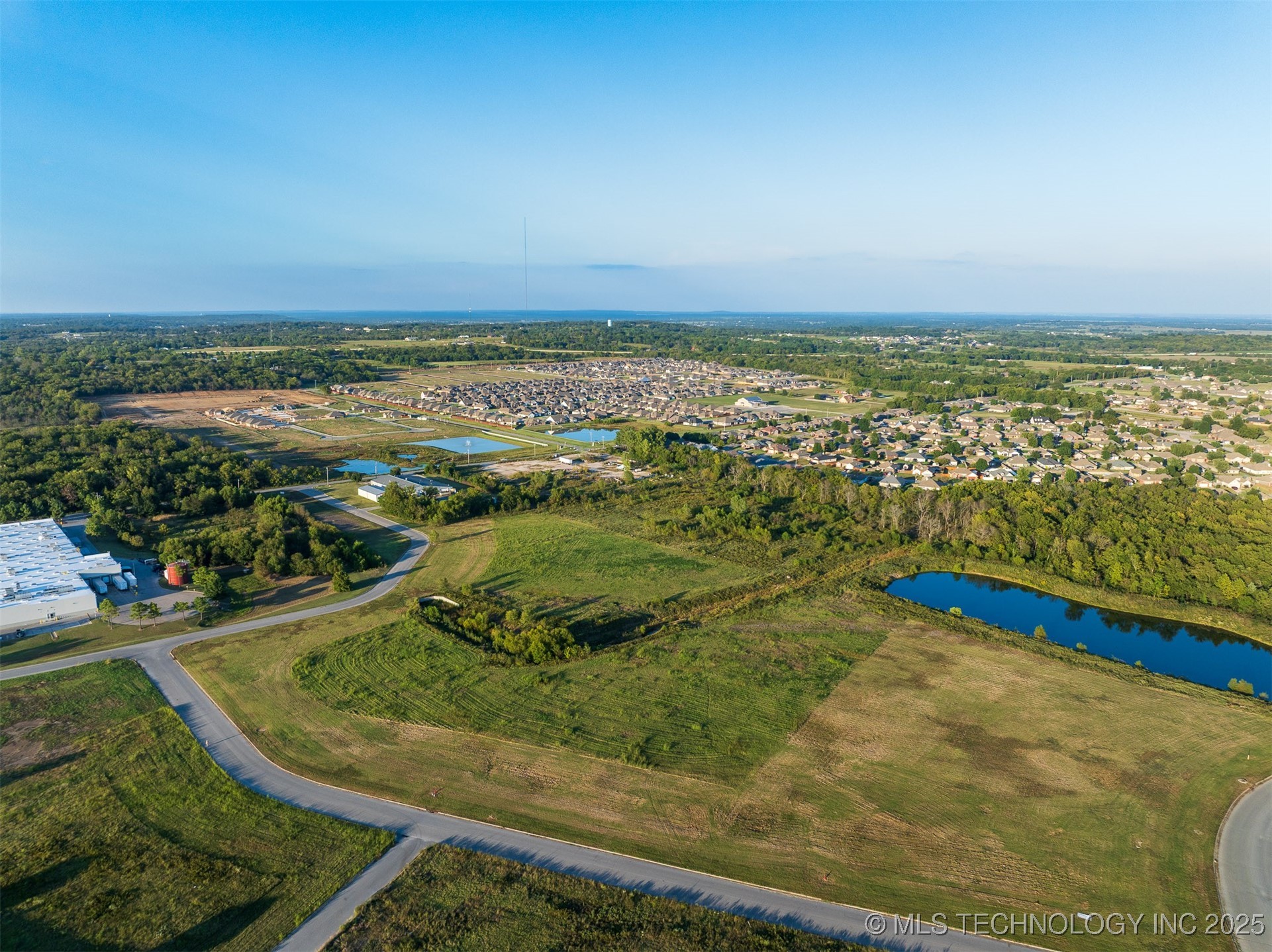 05 S 272nd East Avenue Property Photo 32