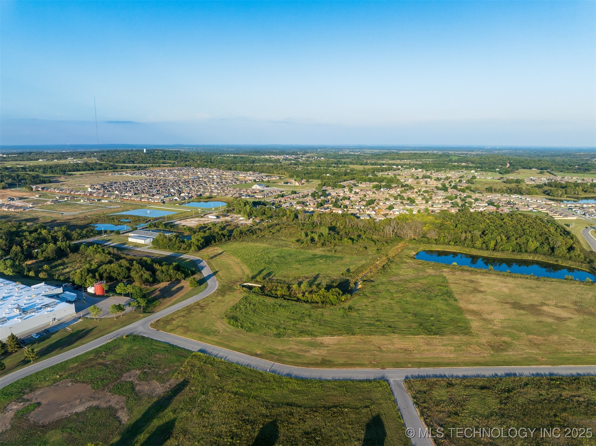 05 S 272nd East Avenue Property Photo 33