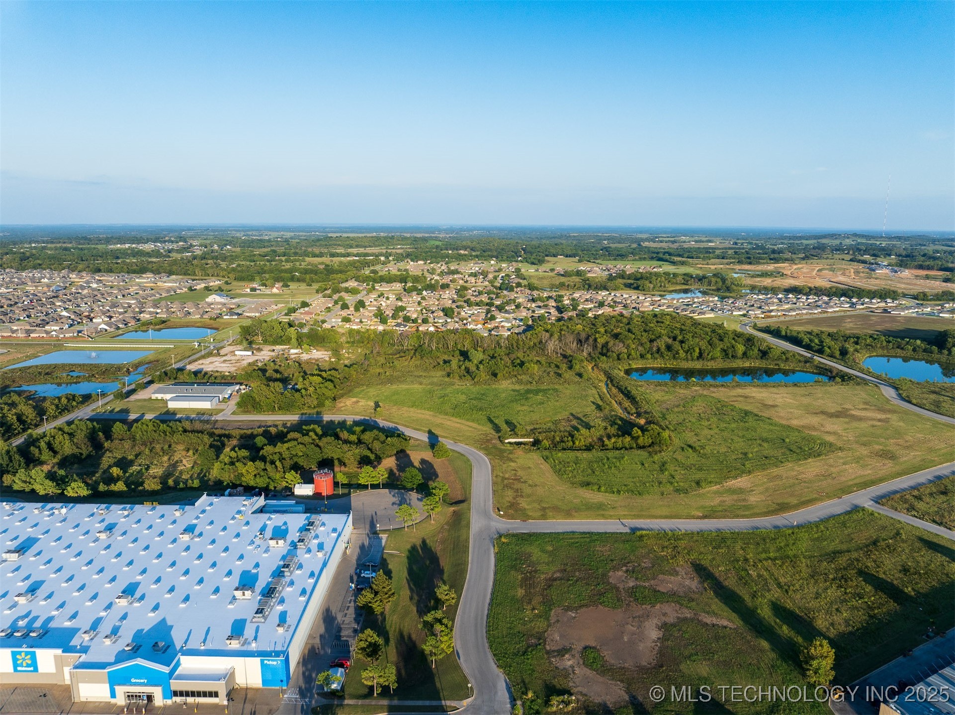 05 S 272nd East Avenue Property Photo 34