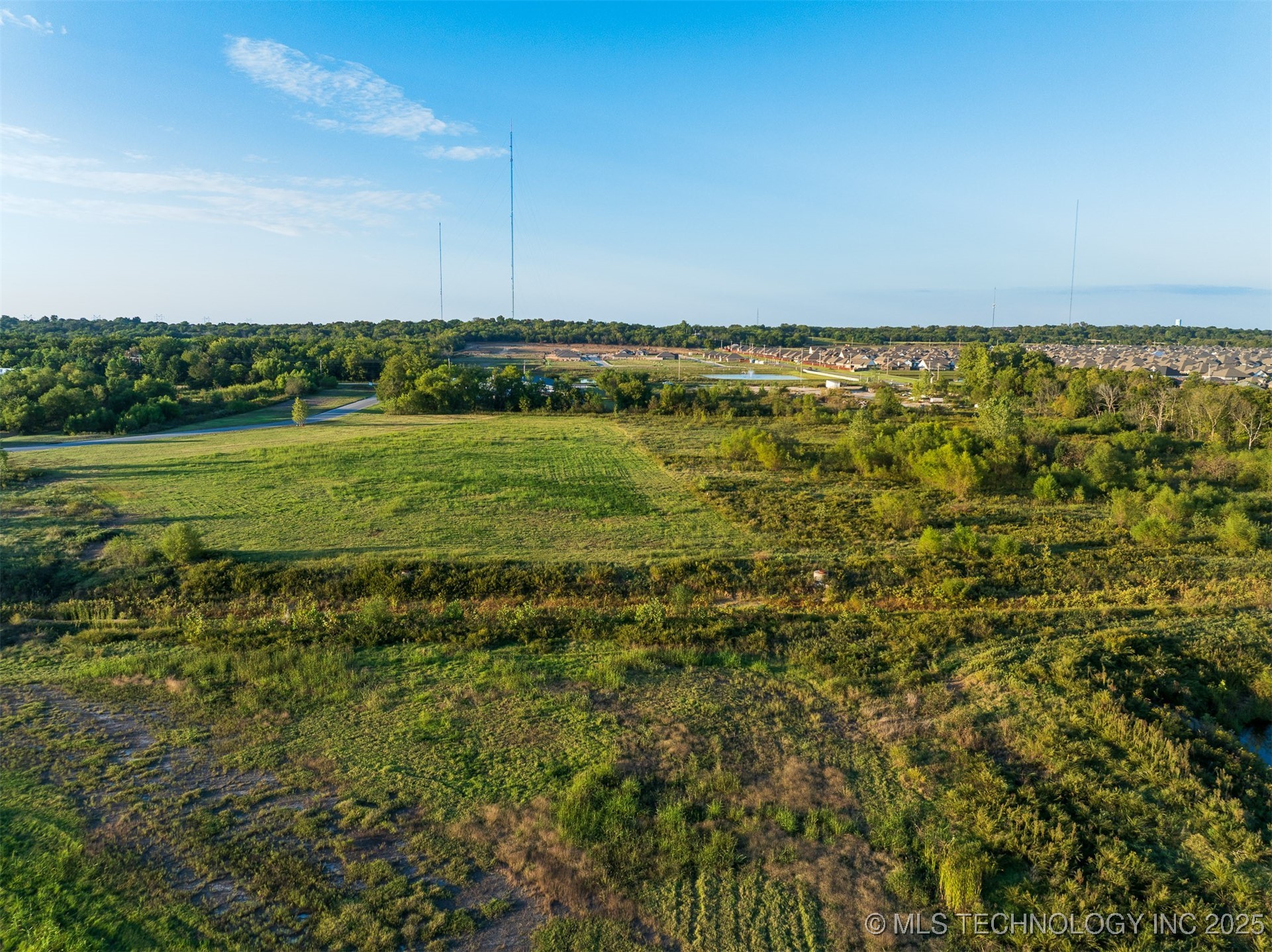 05 S 272nd East Avenue Property Photo 42