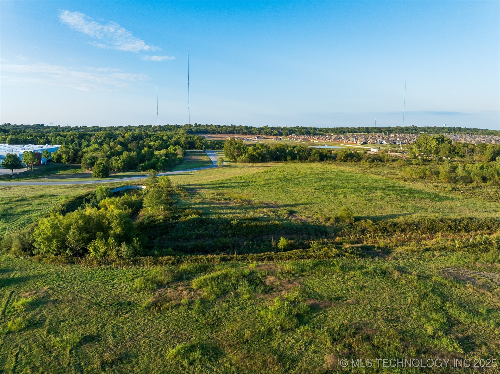 05 S 272nd East Avenue Property Photo 43