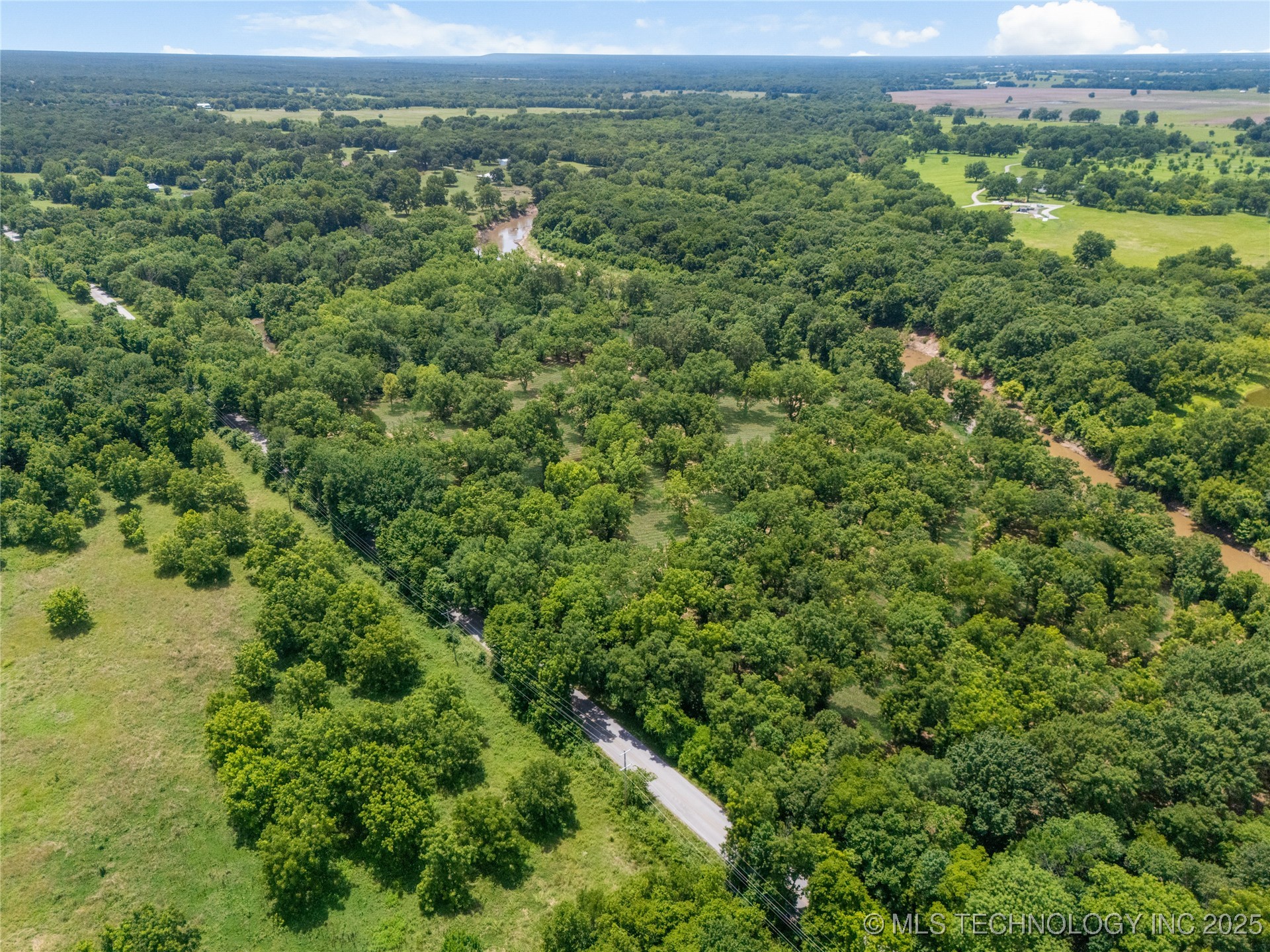 17104 S 129th East Avenue Property Photo 9