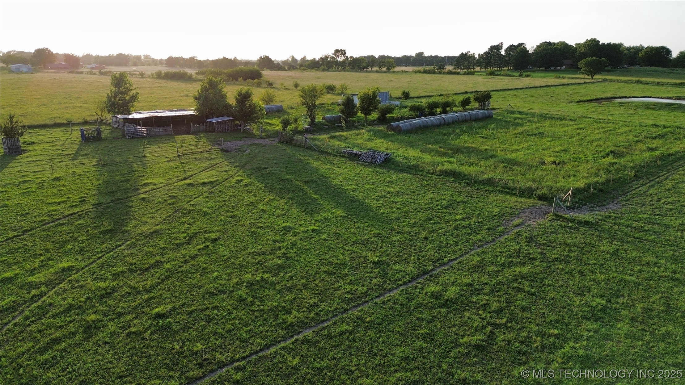 30400 E 760 Road Property Photo 16