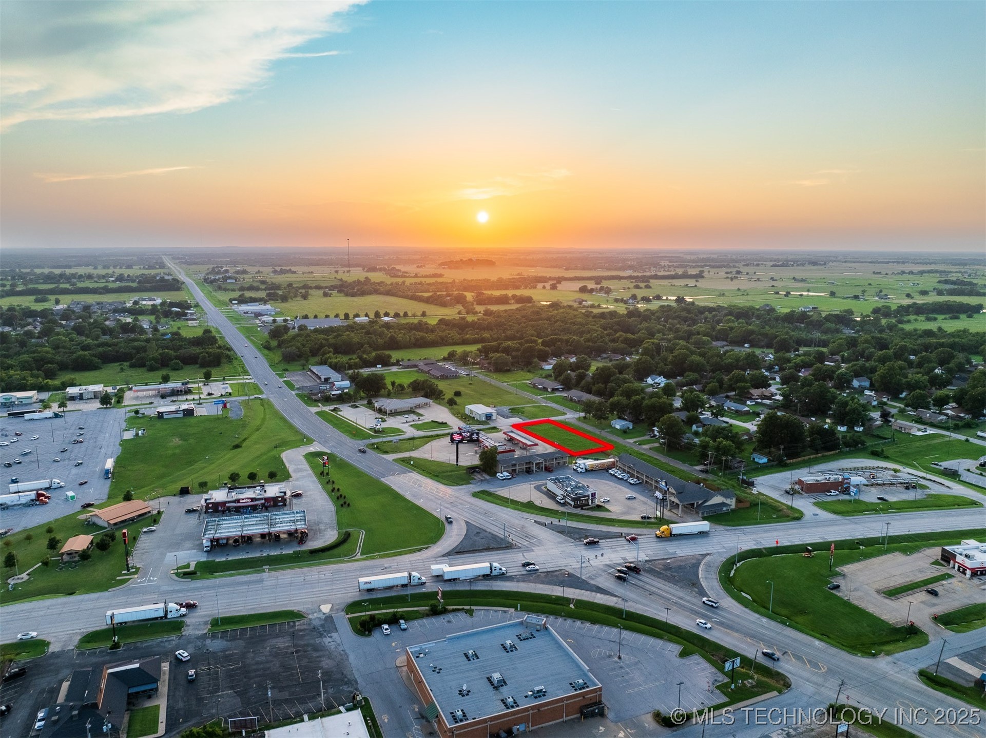 1 Ash Avenue Property Photo 4