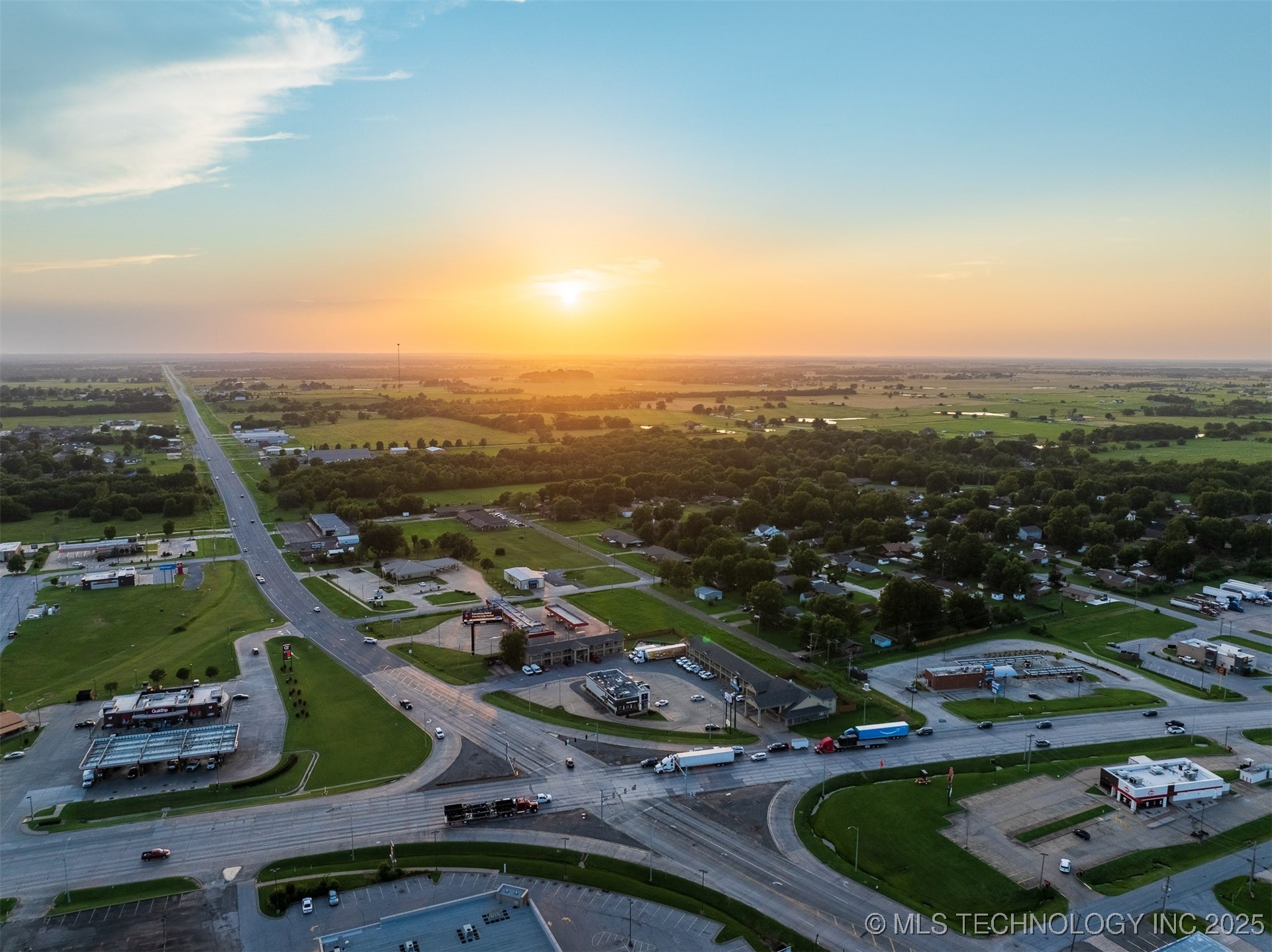 1 Ash Avenue Property Photo 7