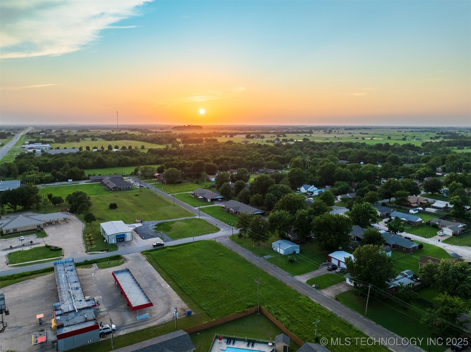 1 Ash Avenue Property Photo 12