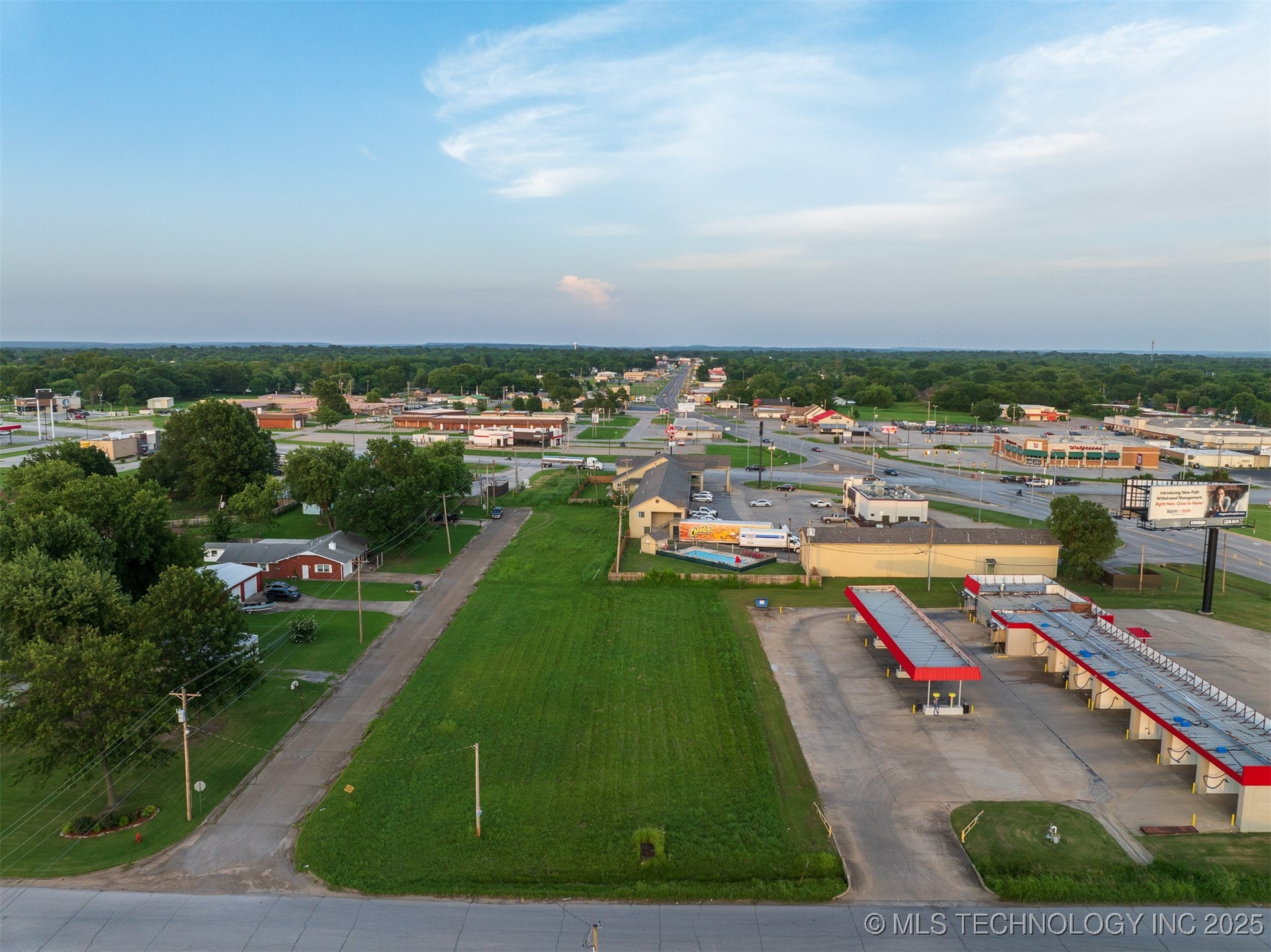 1 Ash Avenue Property Photo 14