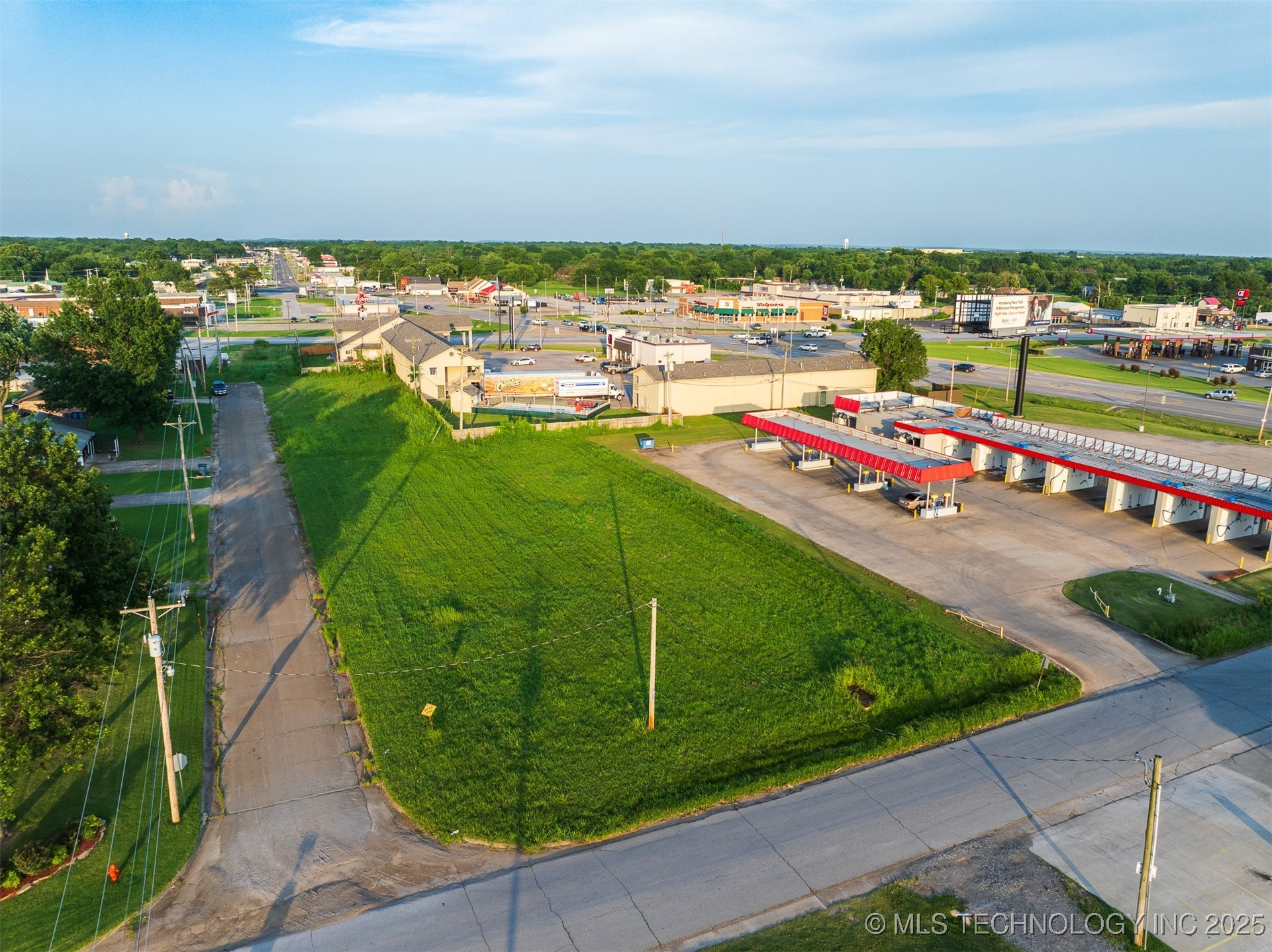 1 Ash Avenue Property Photo 54