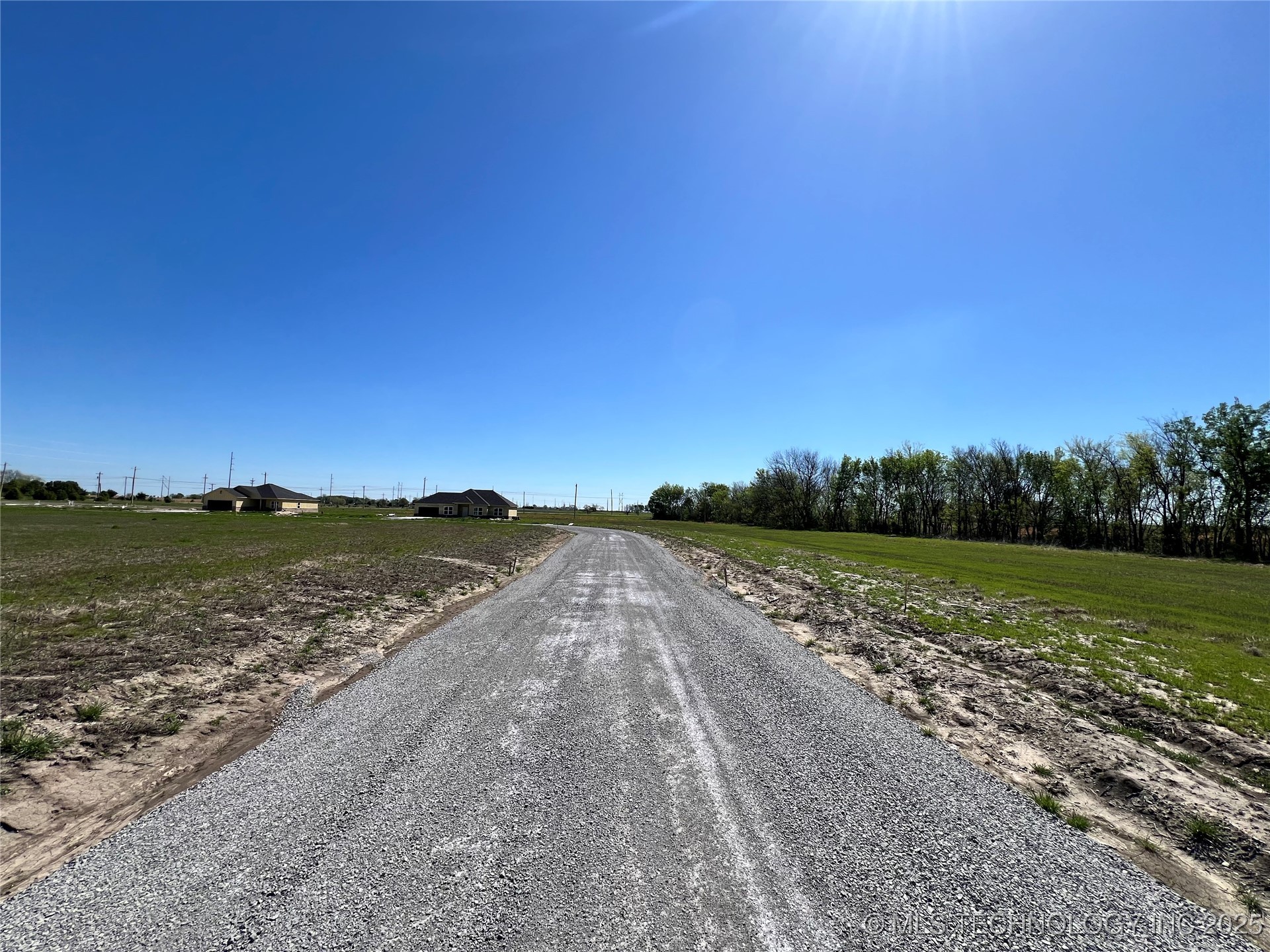 240 W 482 Road Property Photo 8