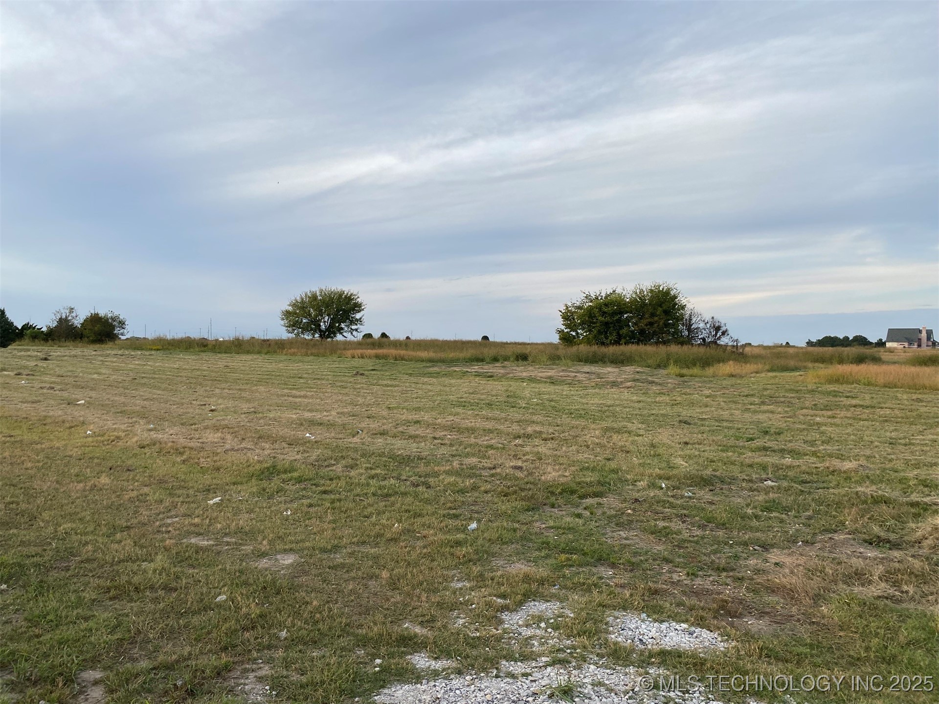 2305 Ne 1st Street Property Photo 3