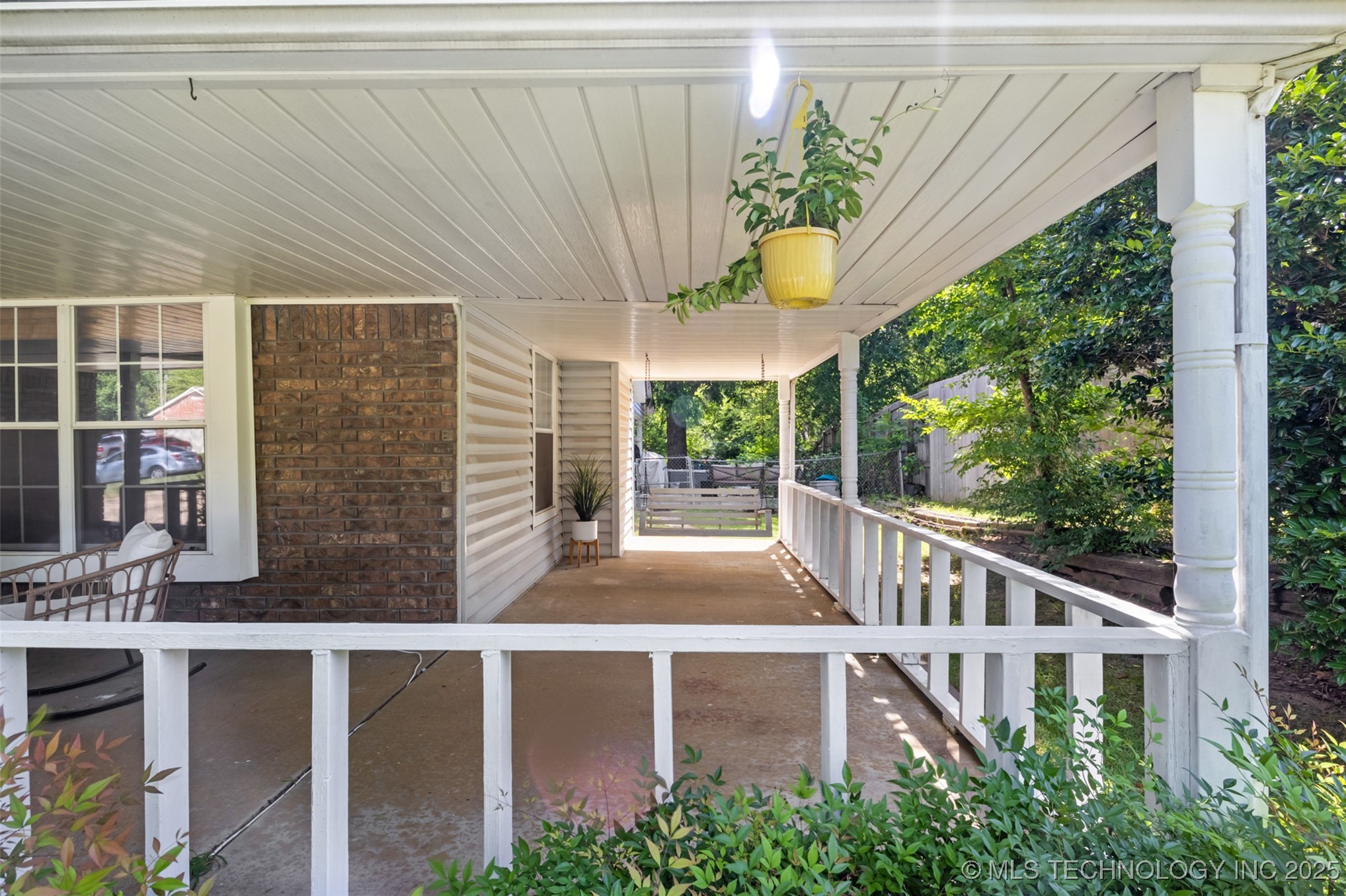 11801 S 266th East Avenue Property Photo 5