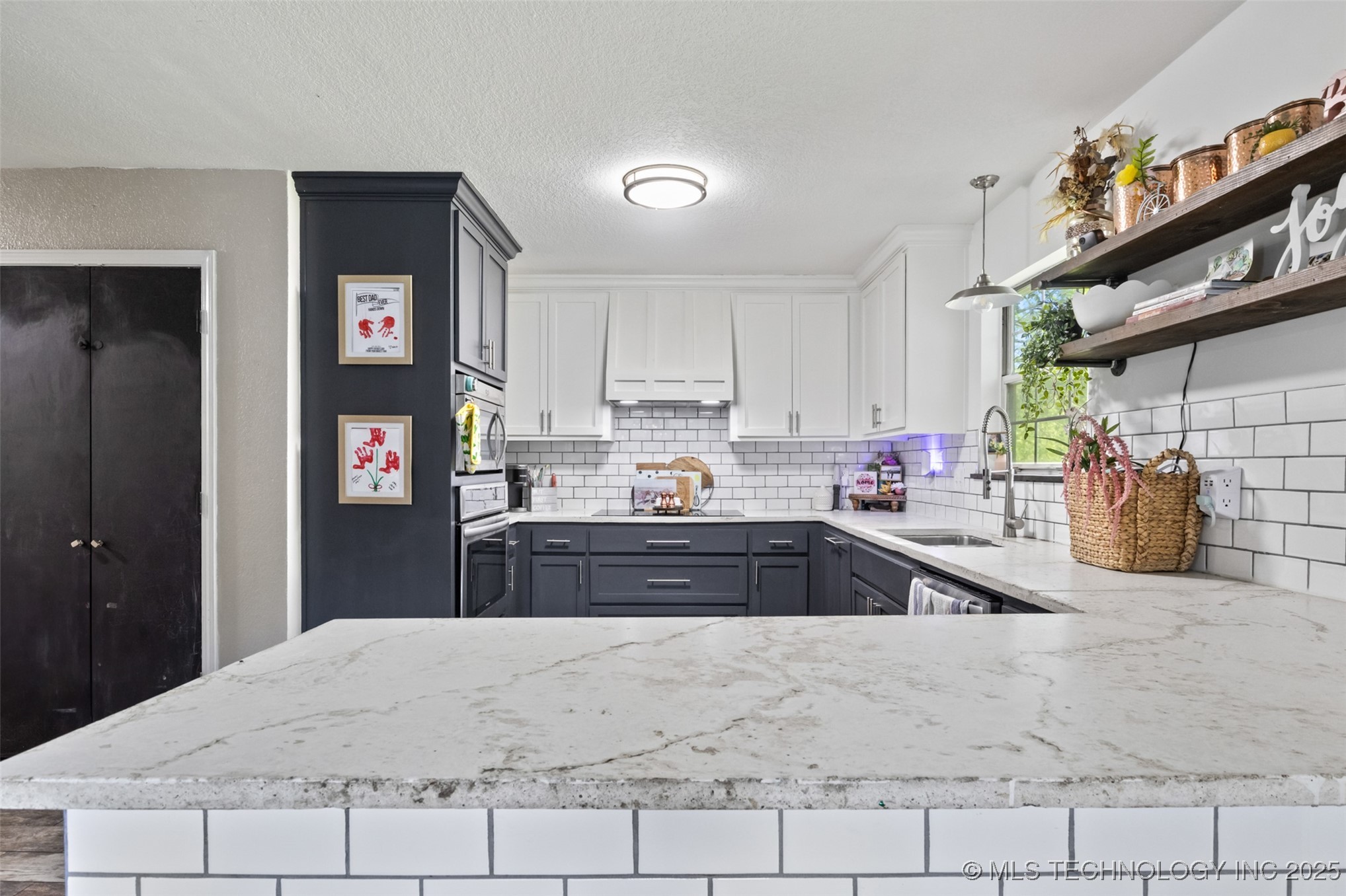 11801 S 266th East Avenue Property Photo 17