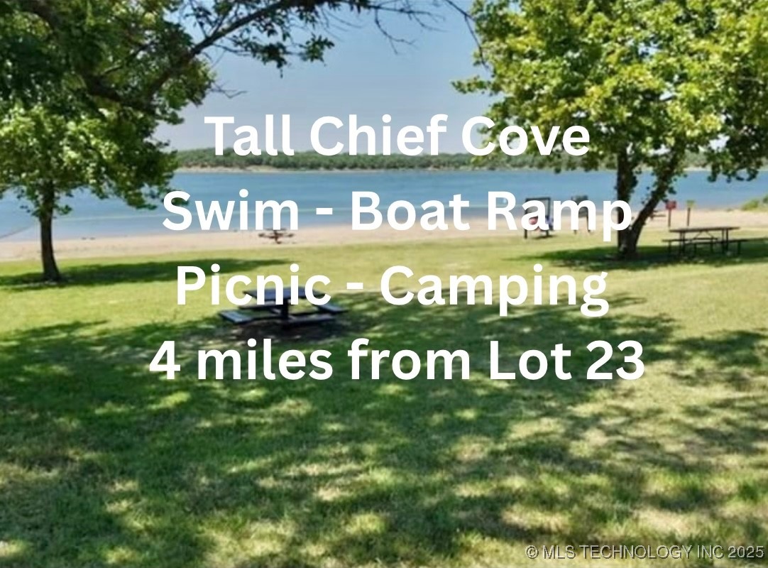 22 Cross Oaks Court Property Photo 11