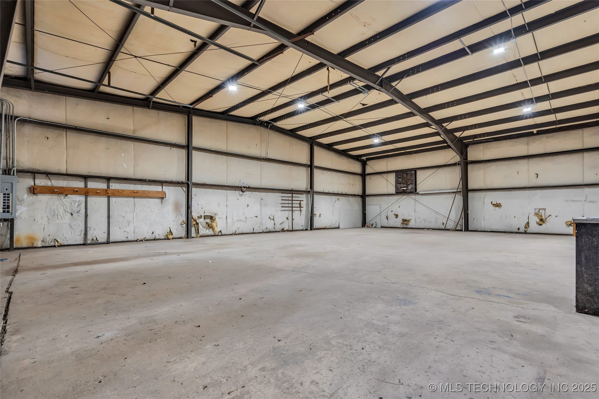 1717 Veterans Property Photo 11