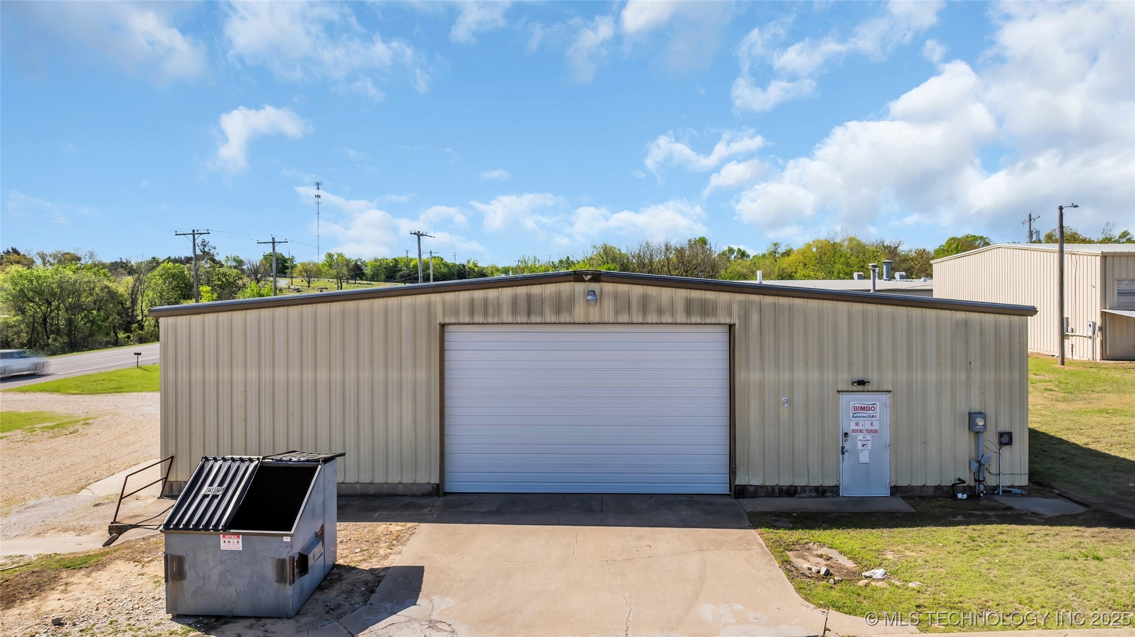 1717 Veterans Property Photo 19